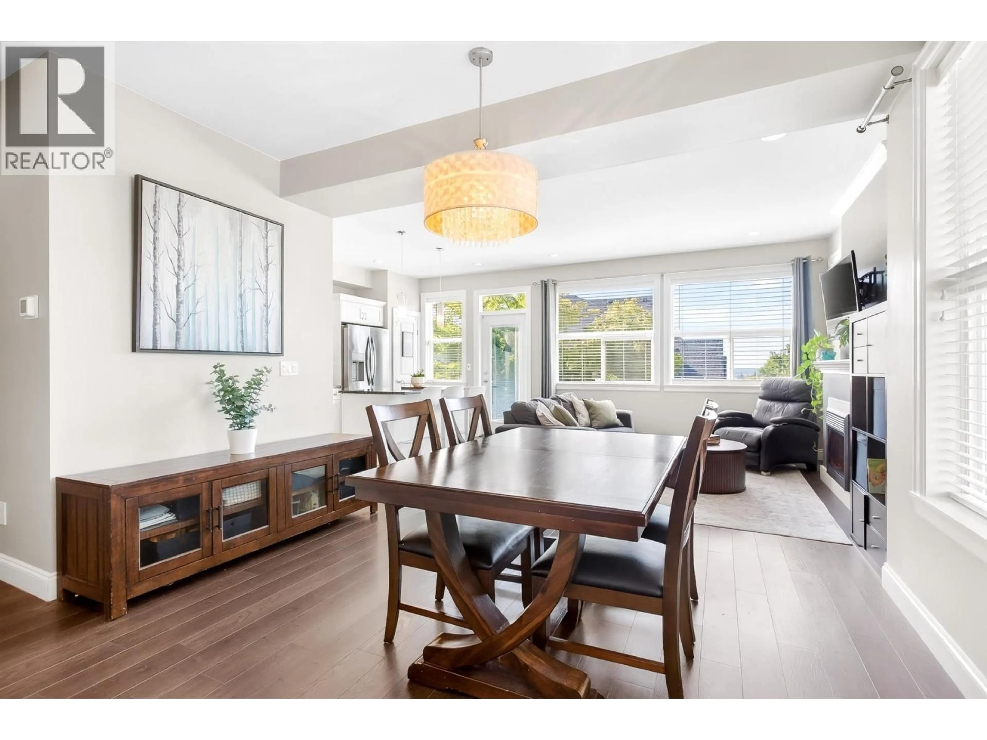 Dining room, wood/laminate floor for 5 - 1395 MARGUERITE STREET, Coquitlam British Columbia V3E0H5