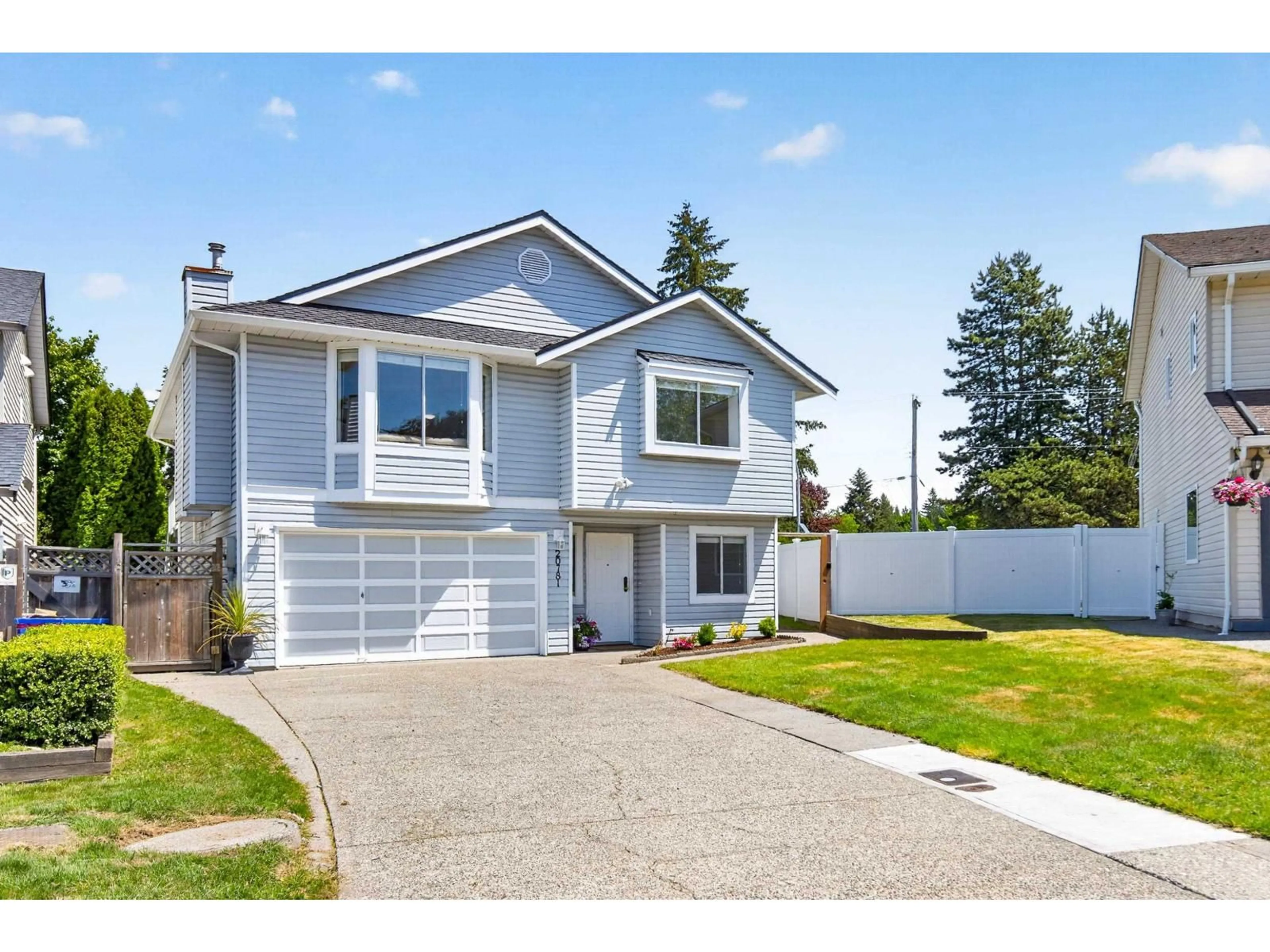 Home with vinyl exterior material, street for 20781 50A AVENUE, Langley British Columbia V3A7T6