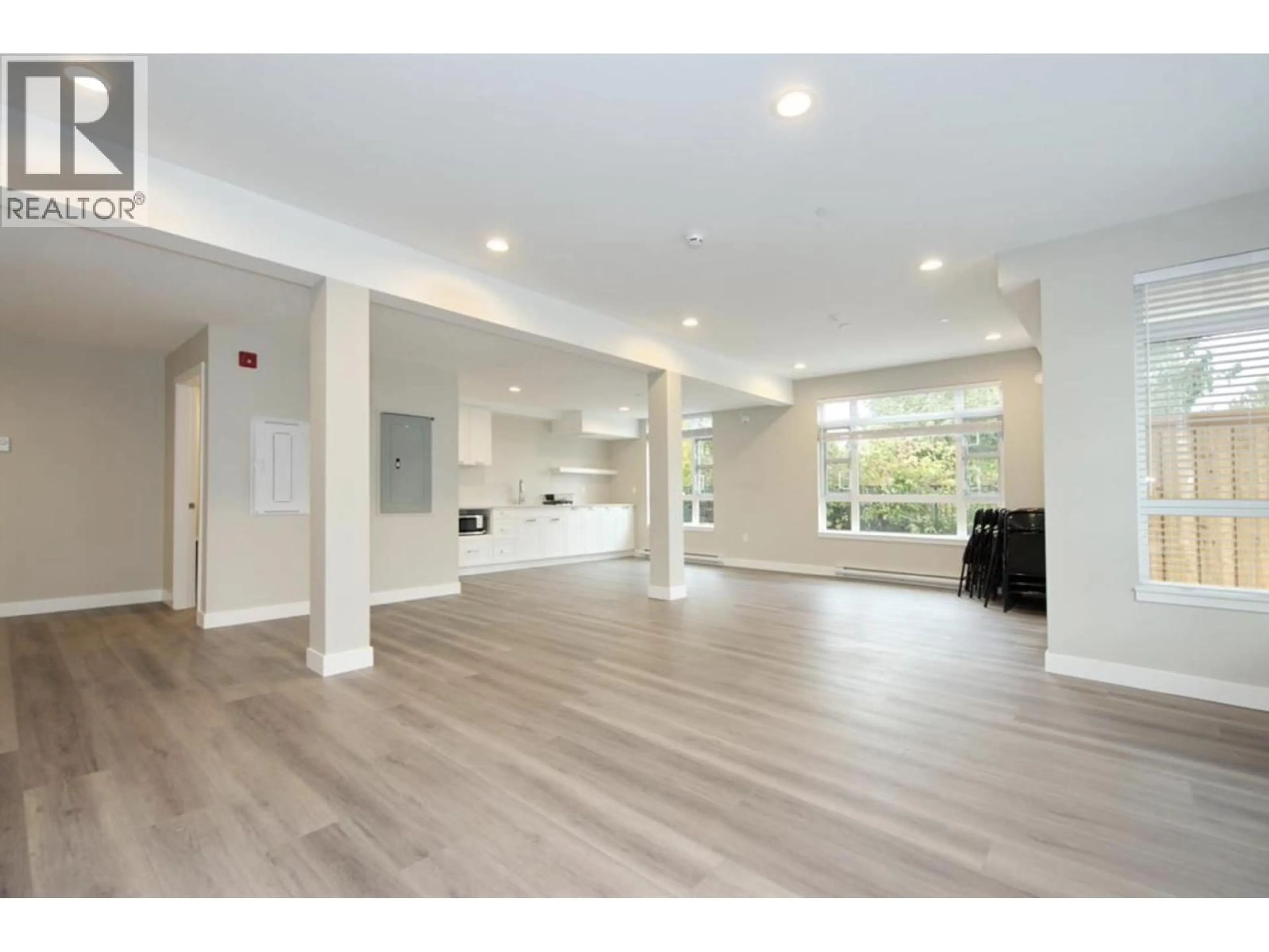 Indoor foyer for 116 - 22562 121 AVENUE, Maple Ridge British Columbia V2X3Y8