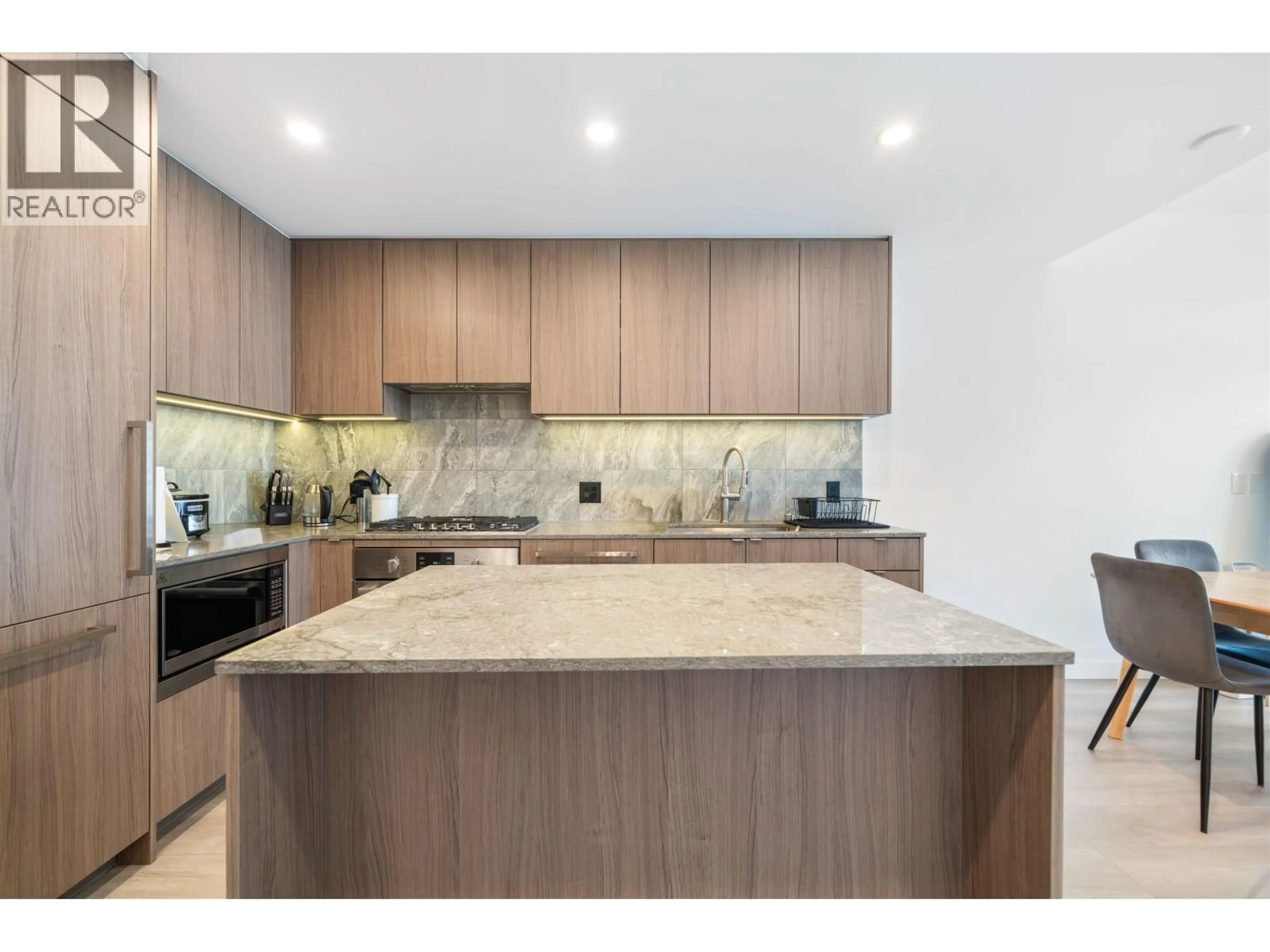 Unknown for 1806 - 626 CLAREMONT STREET, Coquitlam British Columbia V3J0T1