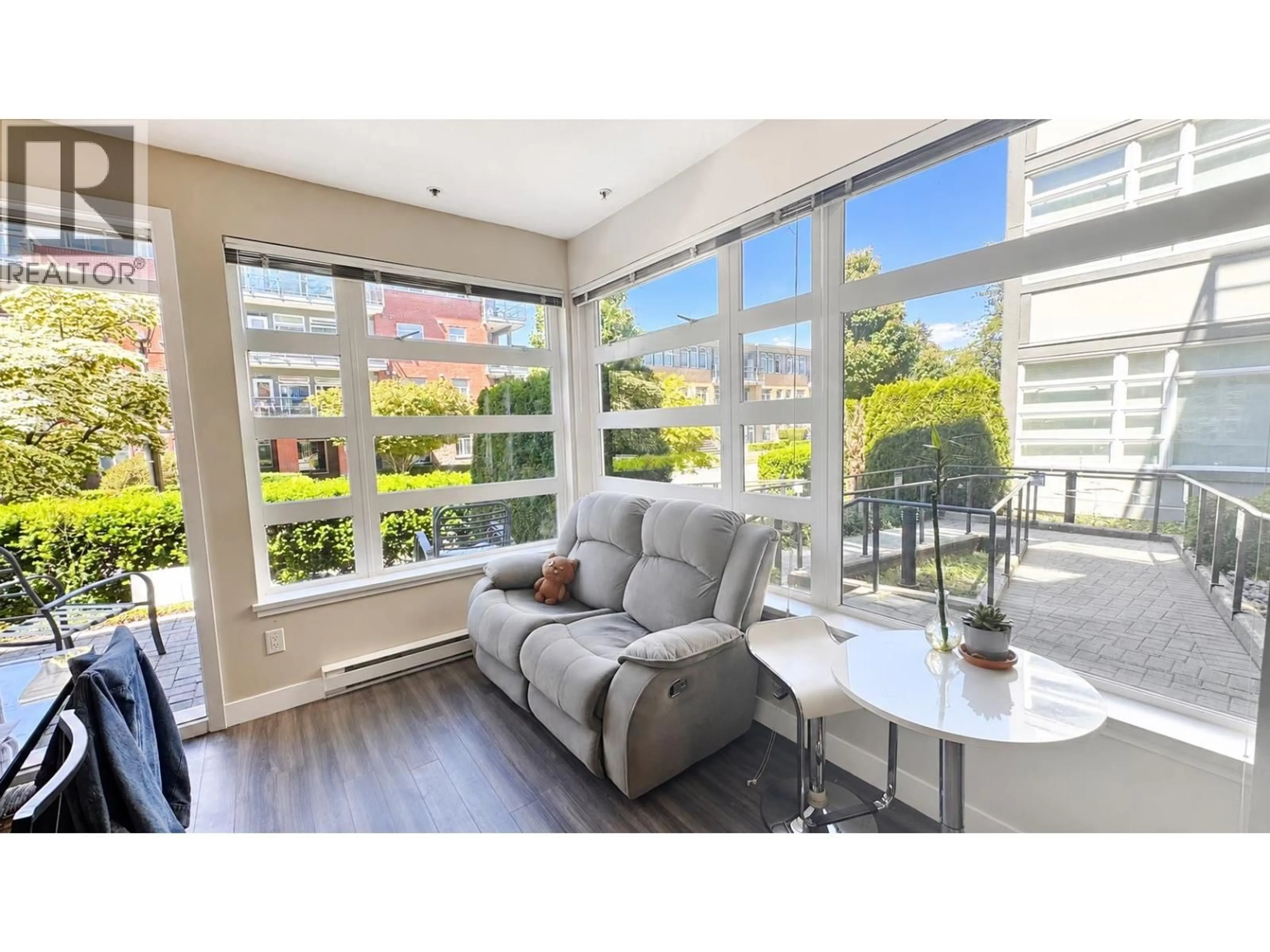 Living room with furniture, unknown for 109 - 5692 KINGS ROAD, Vancouver British Columbia V6T1K8