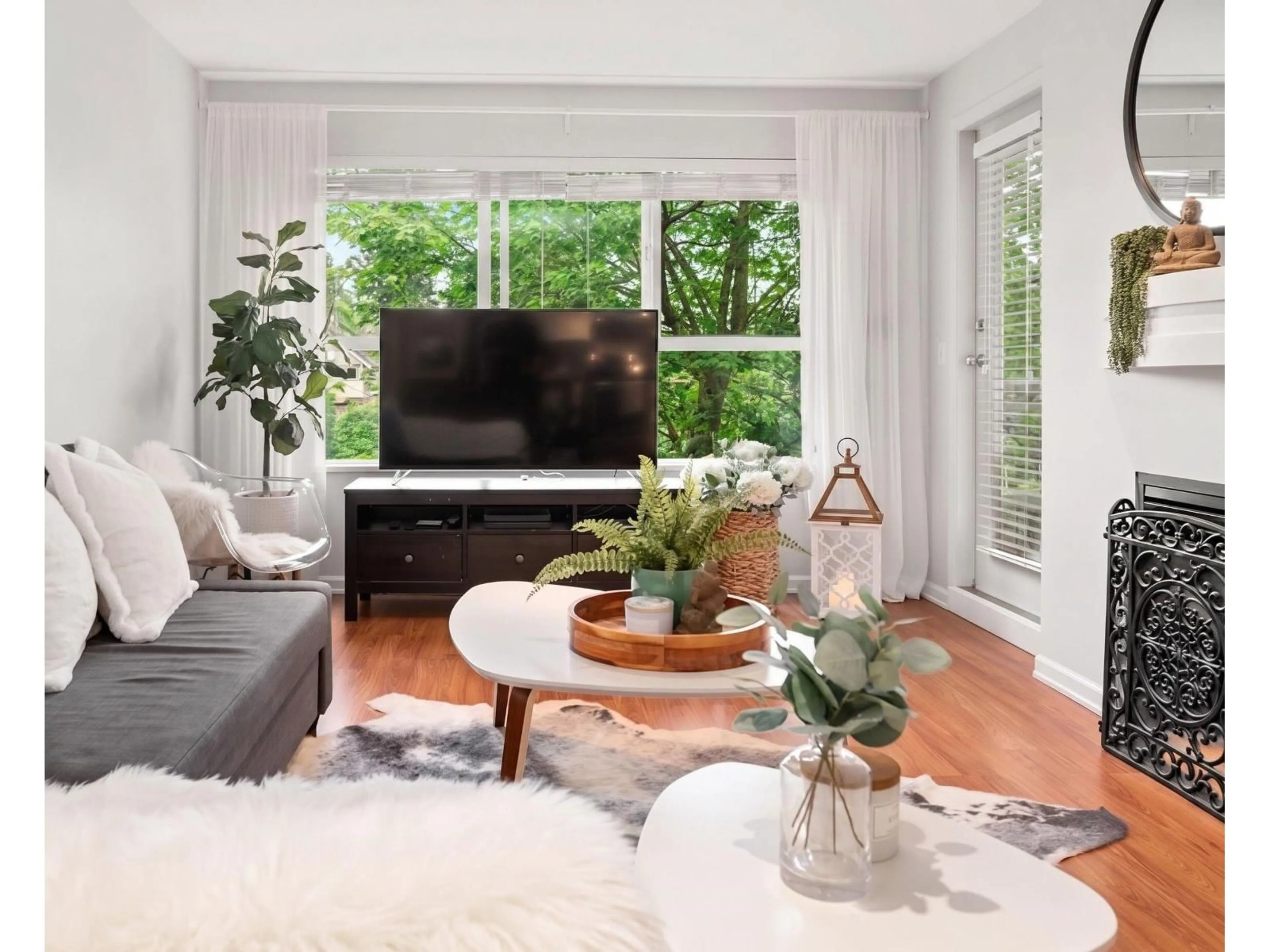 Living room with furniture, unknown for 311 - 10188 155 STREET, Surrey British Columbia V3R0R6