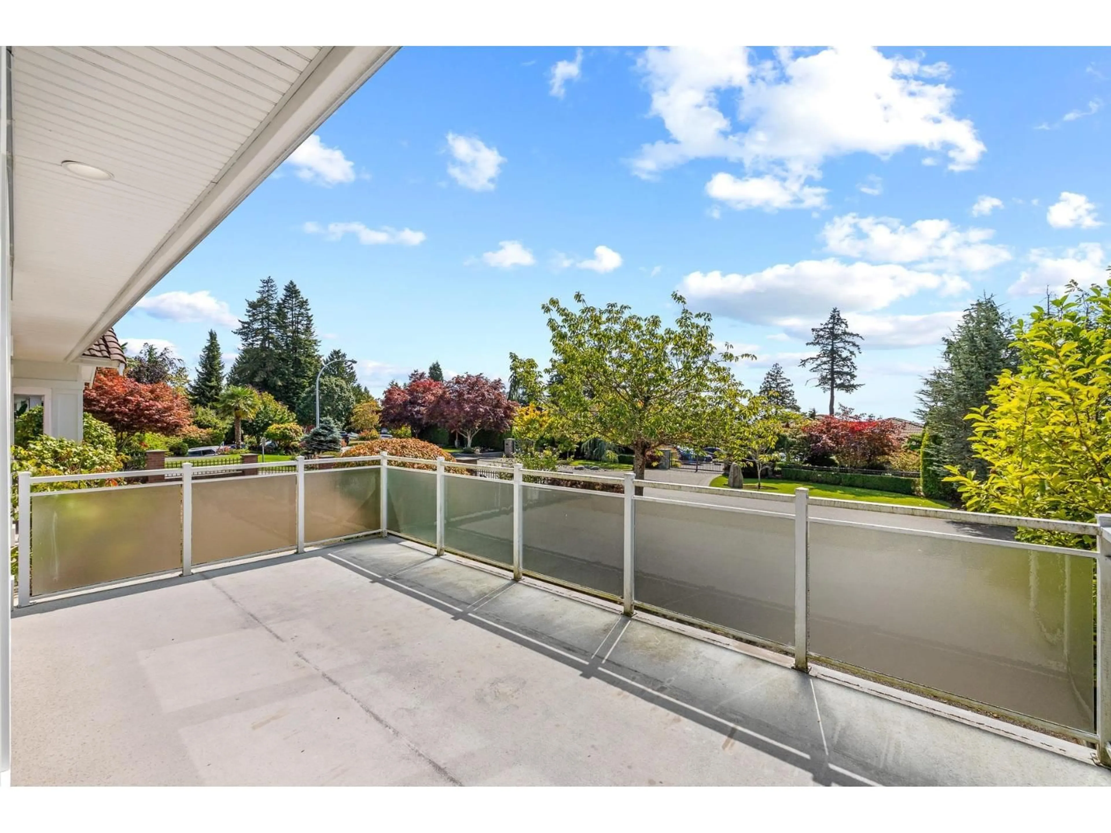 Patio, unknown for 13477 13A AVENUE, Surrey British Columbia V4A1C5