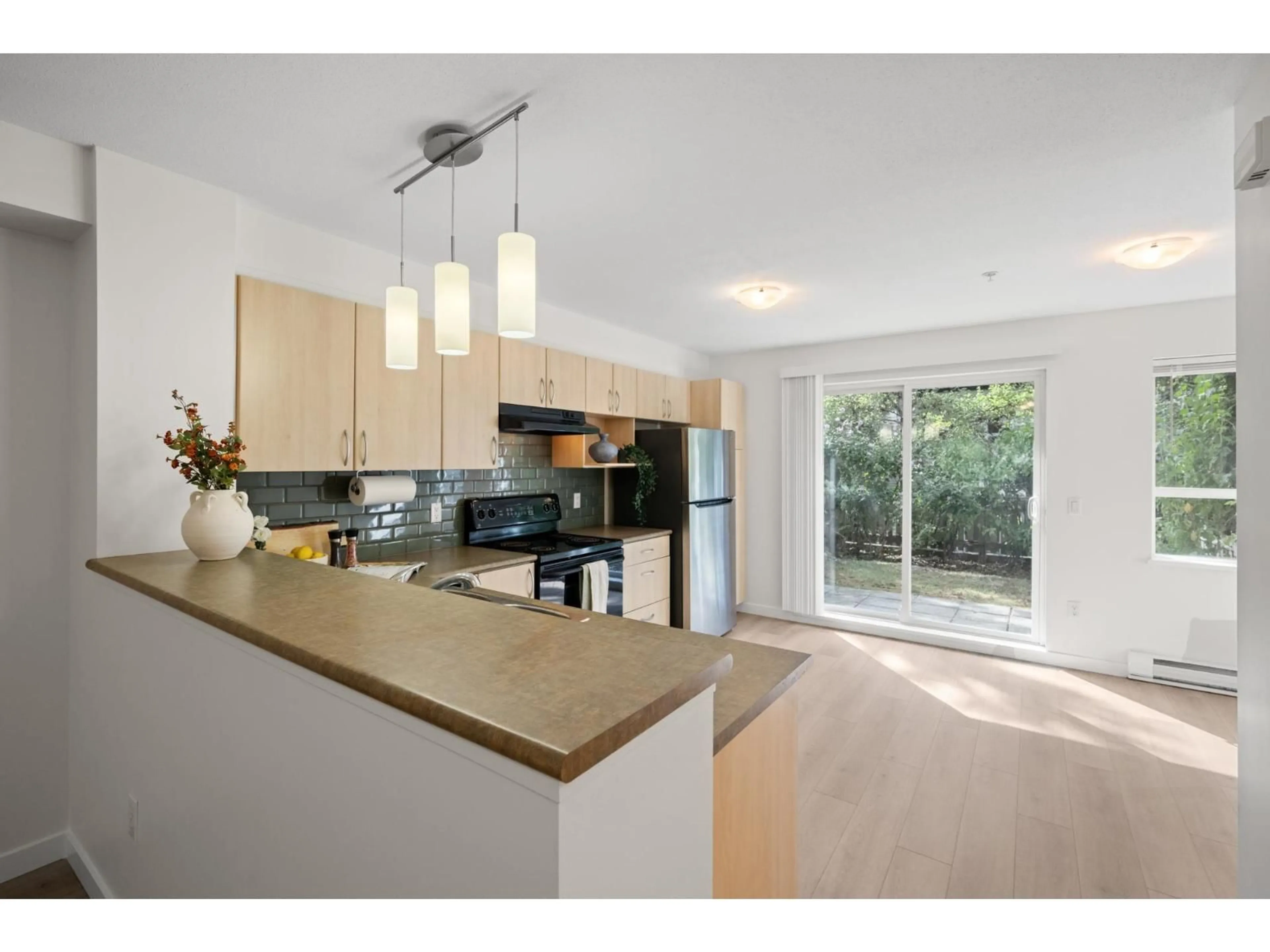 Open concept kitchen, unknown for 124 - 6747 203 STREET, Langley British Columbia V2Y3B5