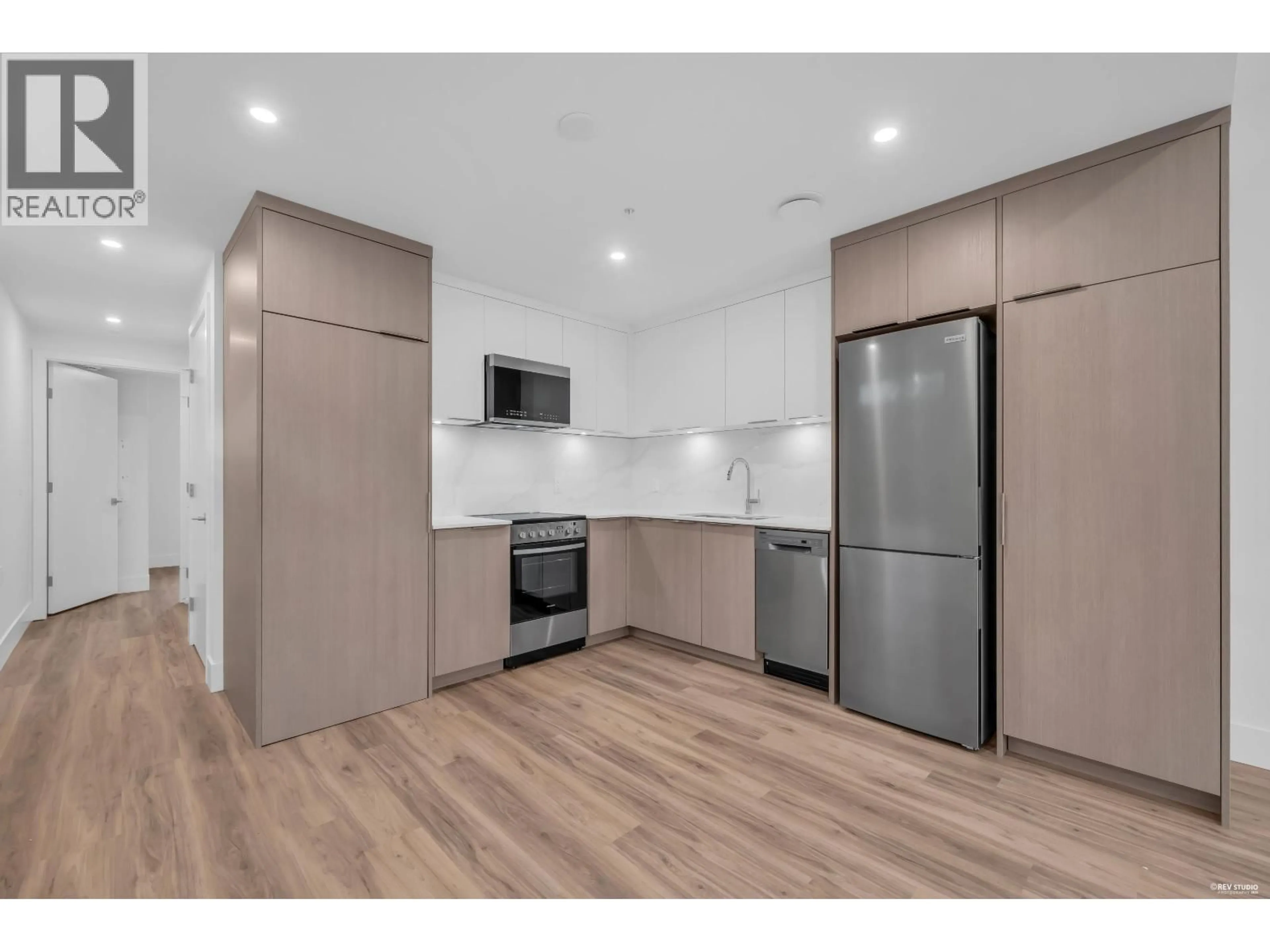 Unknown for 1726 TEMPLETON DRIVE, Vancouver British Columbia V5N0K2