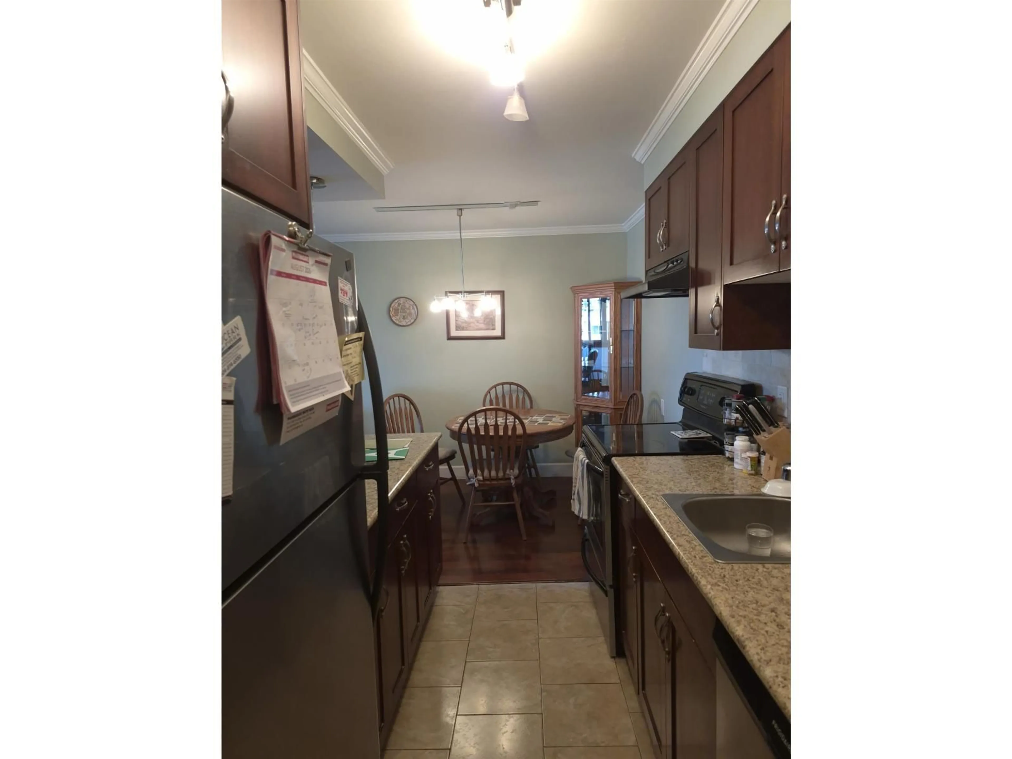 Standard kitchen, unknown for 313 - 1448 FIR STREET, White Rock British Columbia V4B4B4