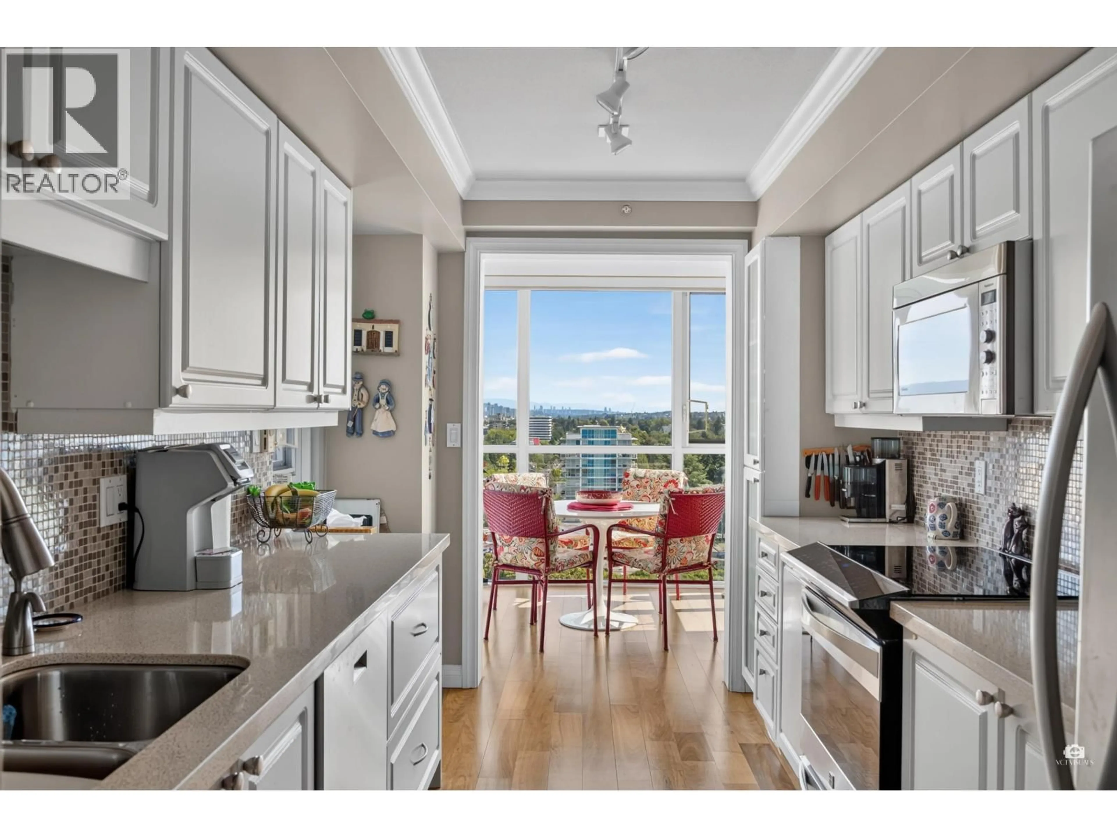 Open concept kitchen, unknown for PH2A - 2988 ALDER ST, Vancouver British Columbia V6H4C3