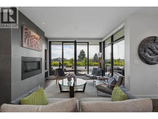 601 - 4427 CAMBIE STREET, Vancouver 3