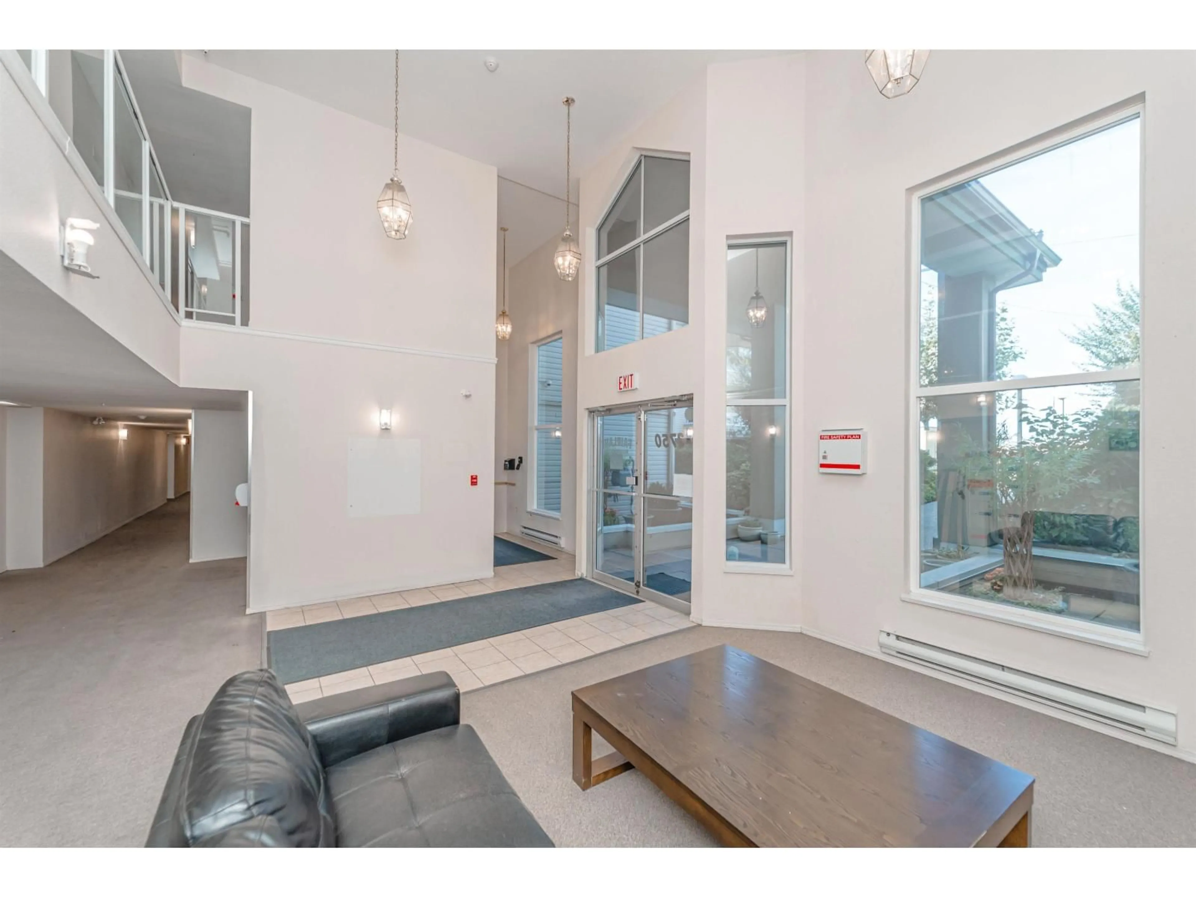 Indoor foyer for 330 - 2750 FAIRLANE STREET, Abbotsford British Columbia V2S7K9