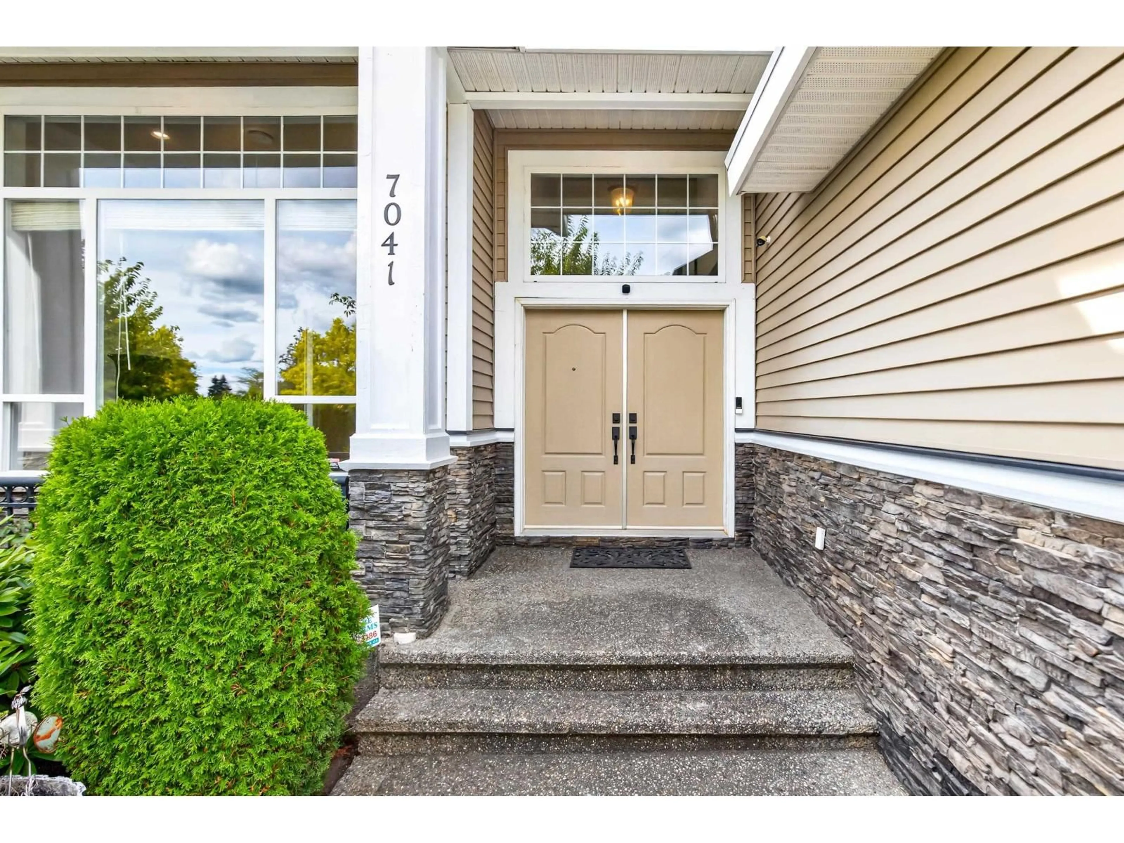 Unknown for 7041 198A STREET, Langley British Columbia V2Y3H6