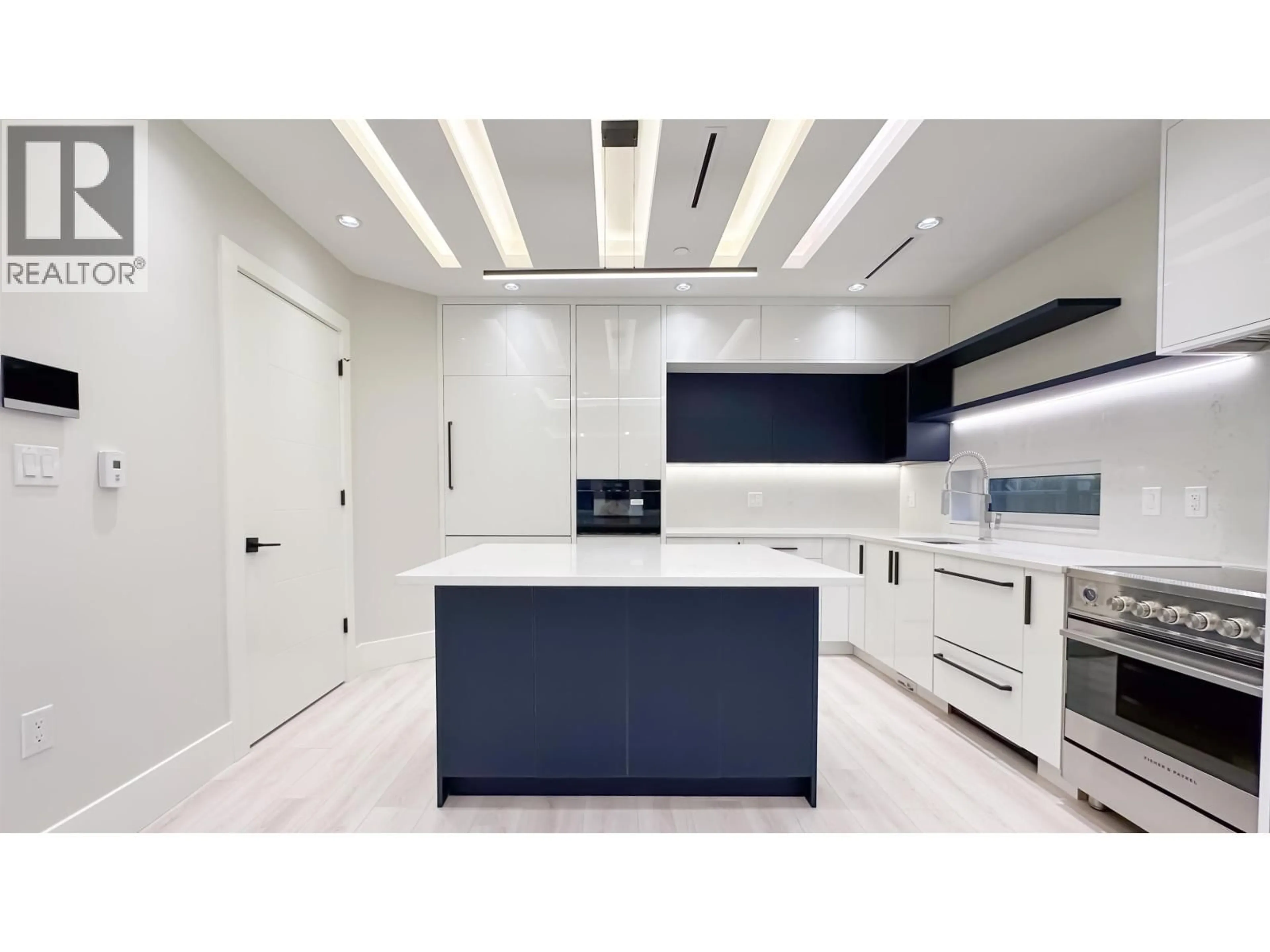 Contemporary kitchen, unknown for 2373 7TH AVENUE, Vancouver British Columbia V6K1Y4