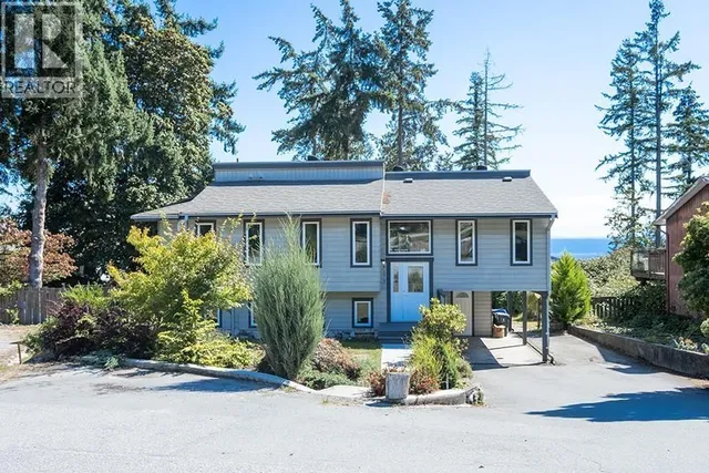 6173 BLIGH ROAD, Sechelt 3