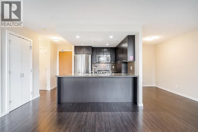 1705 - 2232 DOUGLAS ROAD, Burnaby 3
