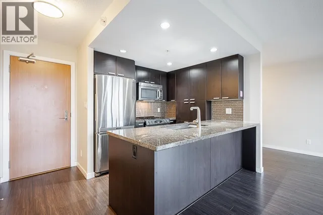 1705 - 2232 DOUGLAS ROAD, Burnaby 4