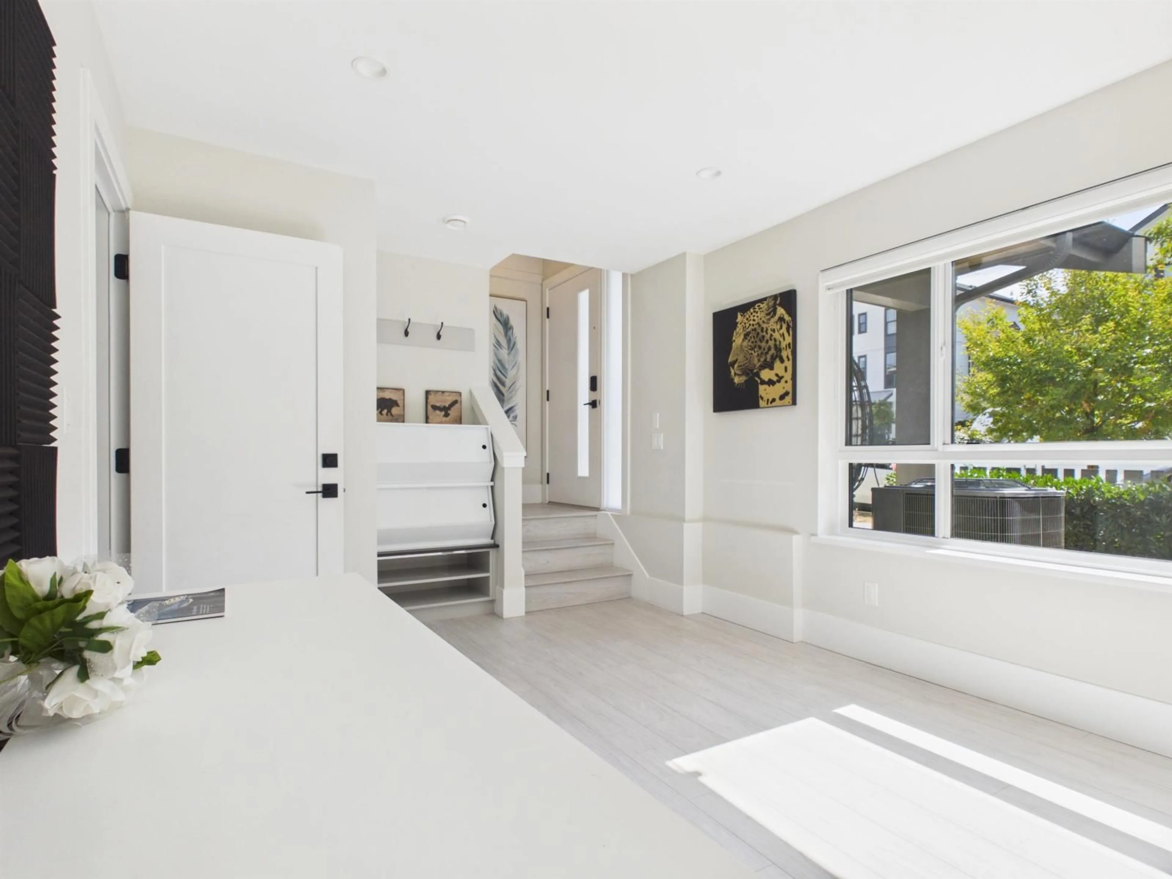 Indoor entryway for 37 - 16589 25 AVENUE, Surrey British Columbia V4R1L6