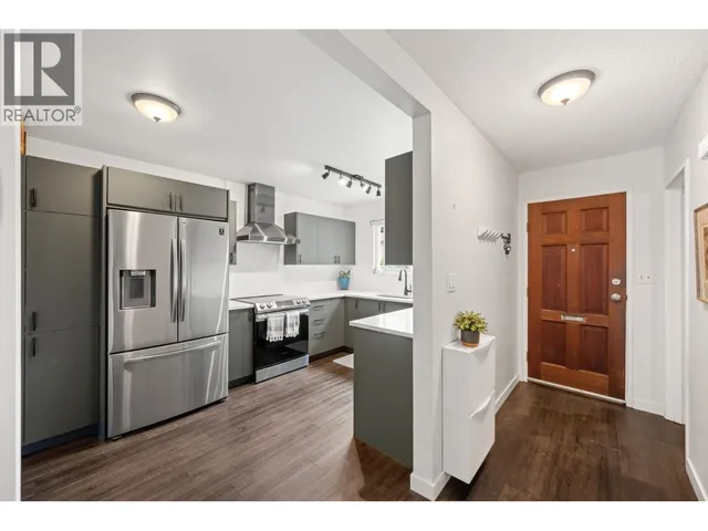 5019 57 STREET, Ladner 3