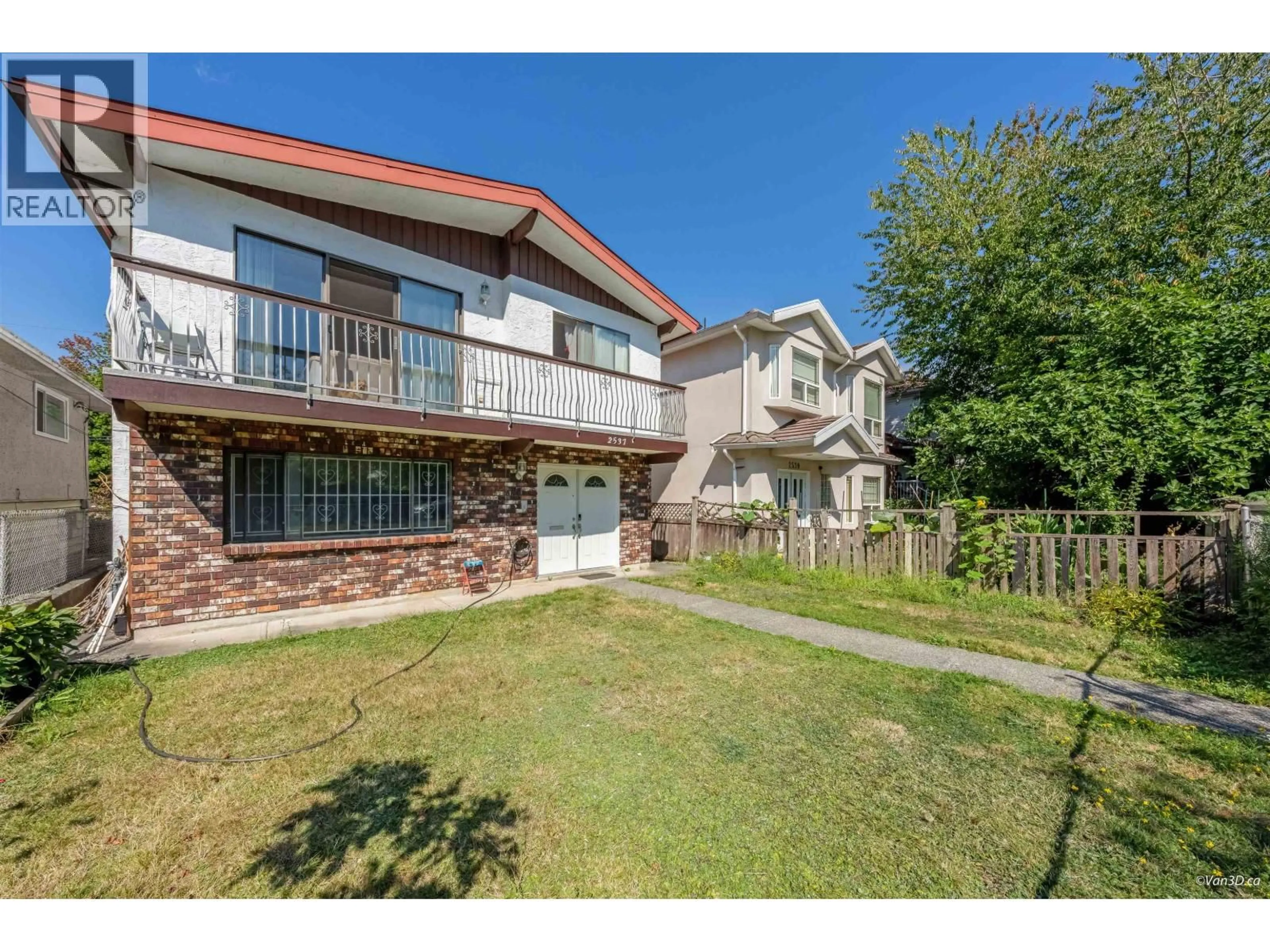 Unknown for 2537 27TH AVENUE, Vancouver British Columbia V5R1N2