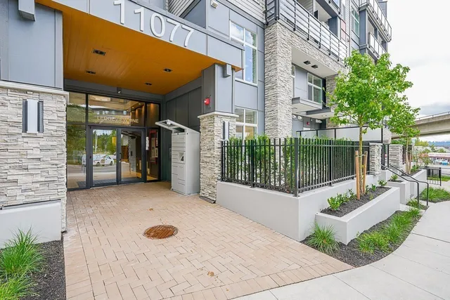 515 - 11077 RAVINE ROAD, Surrey 3