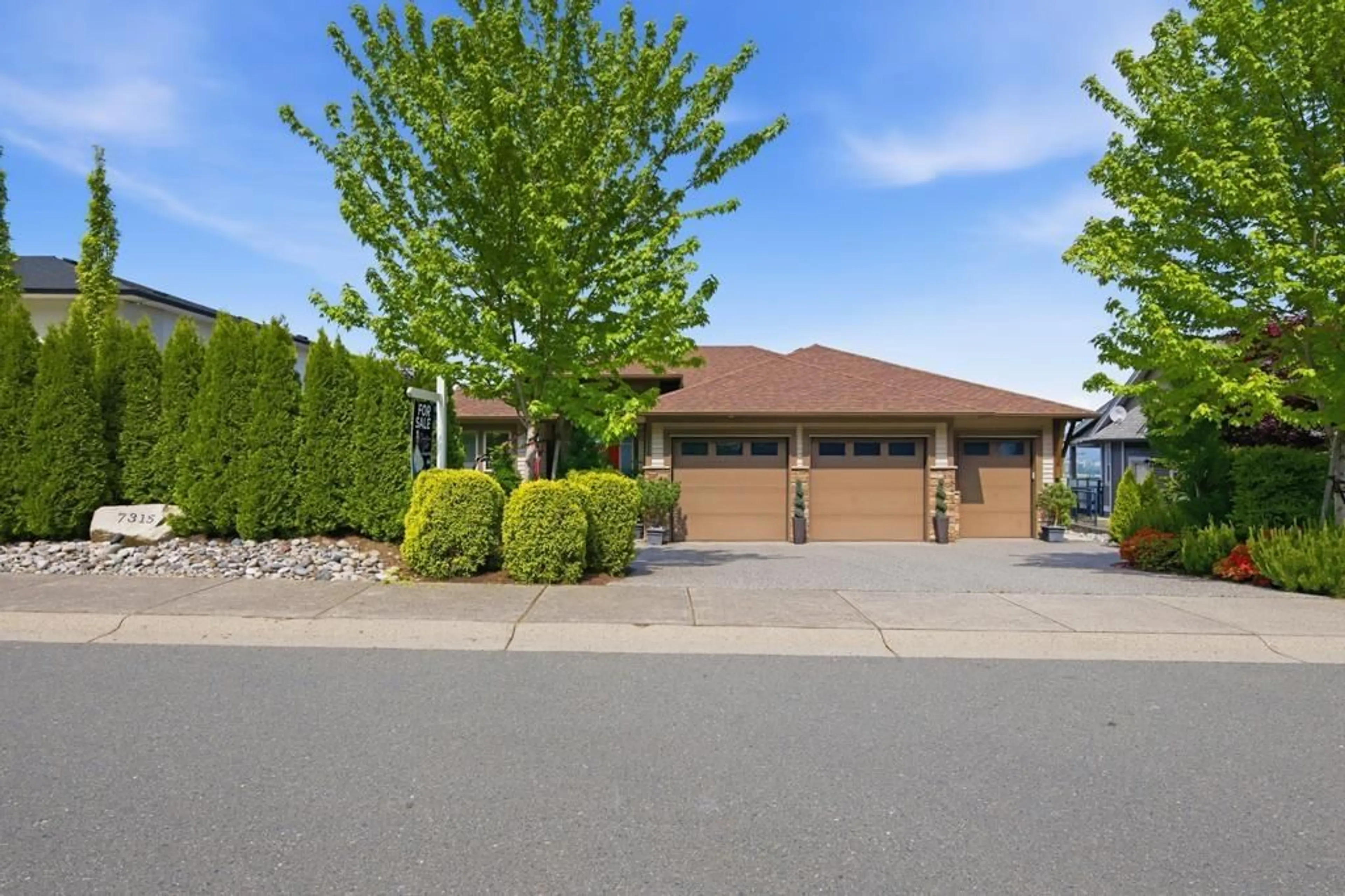 Unknown for 7315 MOUNT THURSTON DRIVE, Chilliwack British Columbia V4Z0A3