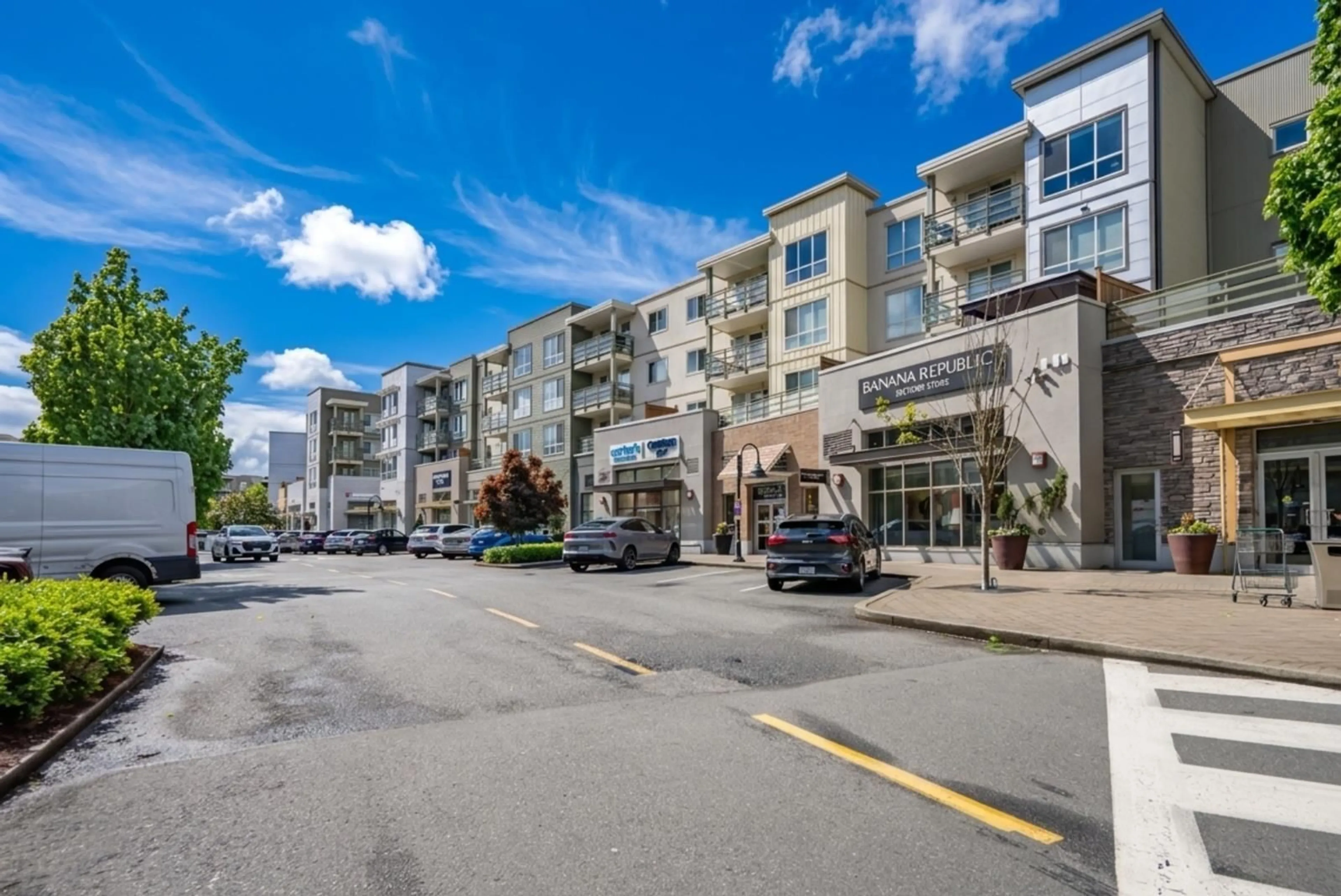 Patio, street for 406 - 15735 CROYDON DRIVE, Surrey British Columbia V3Z2L5