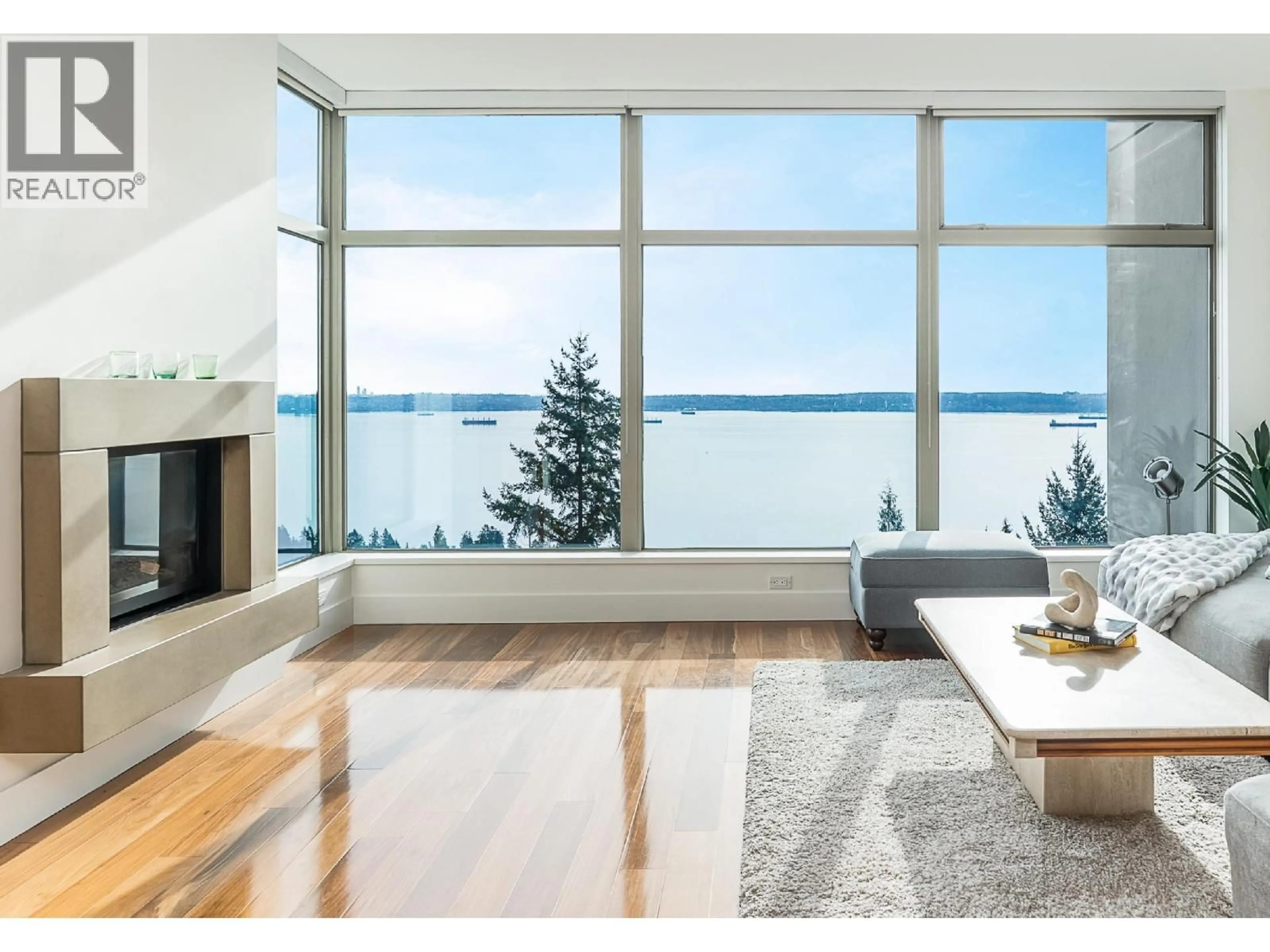 Living room with furniture, unknown for 1101 - 3335 CYPRESS PLACE, West Vancouver British Columbia V7S3J8