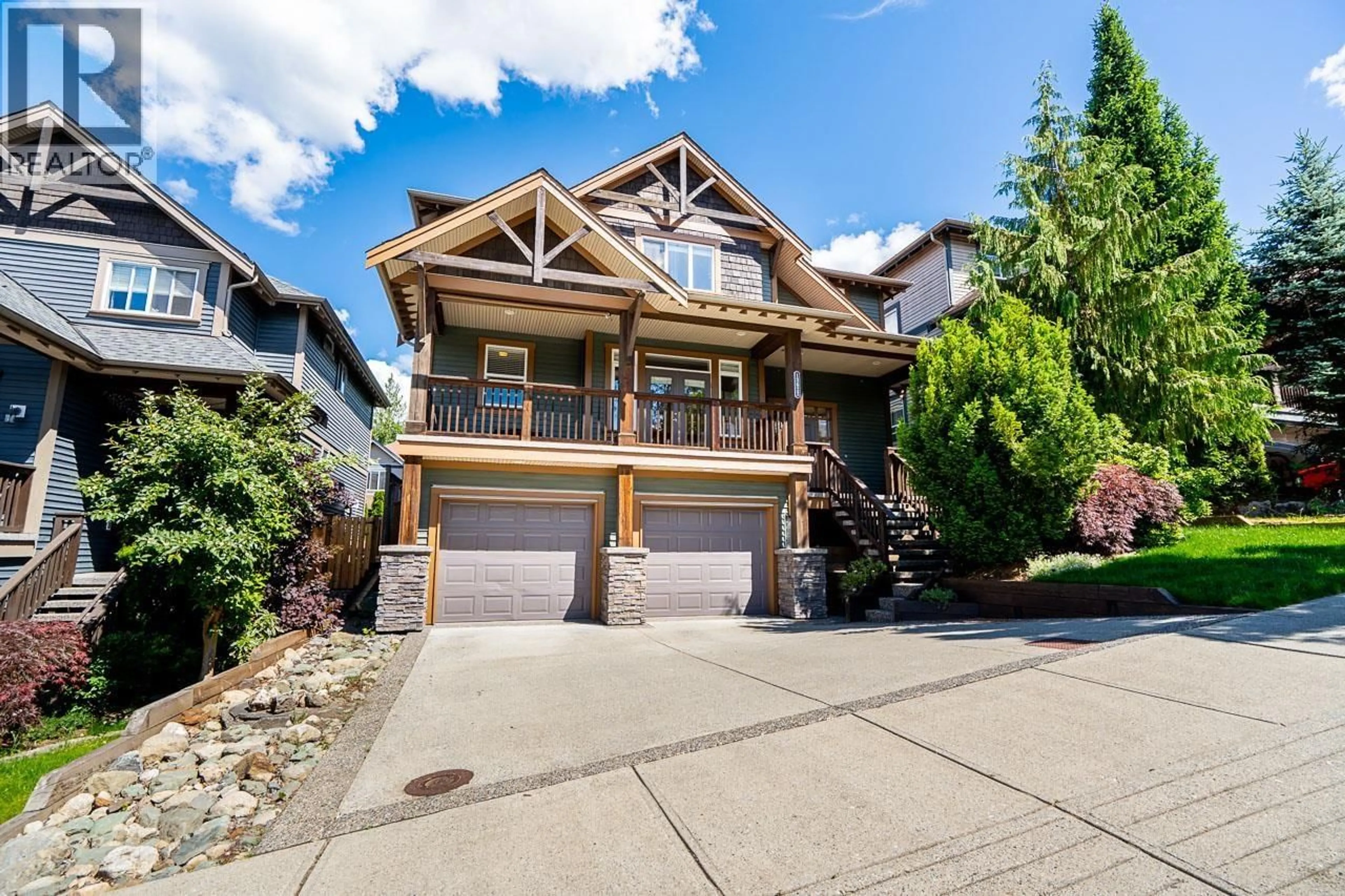 Home with vinyl exterior material, street for 13622 228TH STREET, Maple Ridge British Columbia V4R0B5