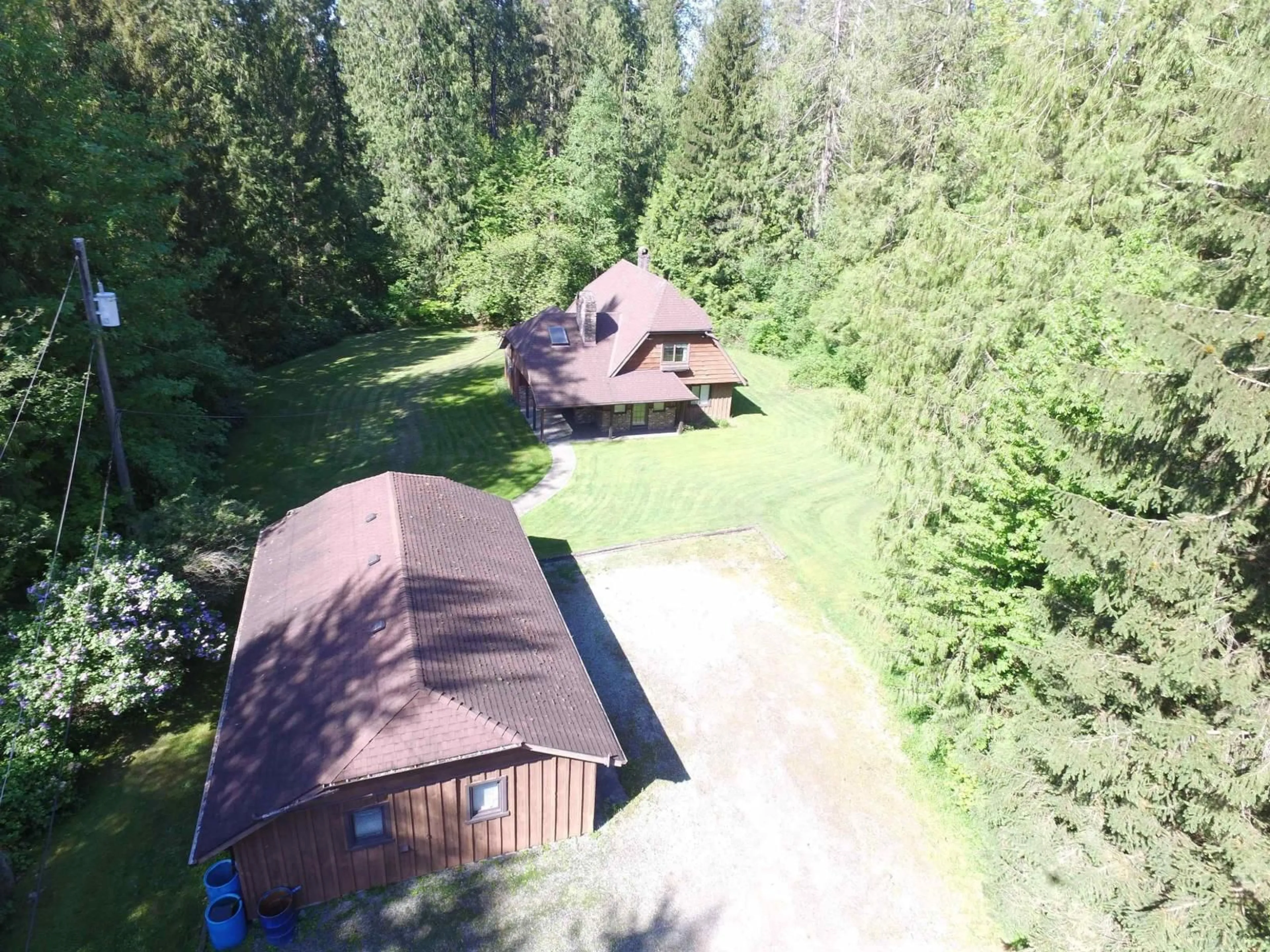 A pic from outside/outdoor area/front of a property/back of a property/a pic from drone, forest/trees view for 29933 ANDERSON AVENUE, Mission British Columbia V4S1H9