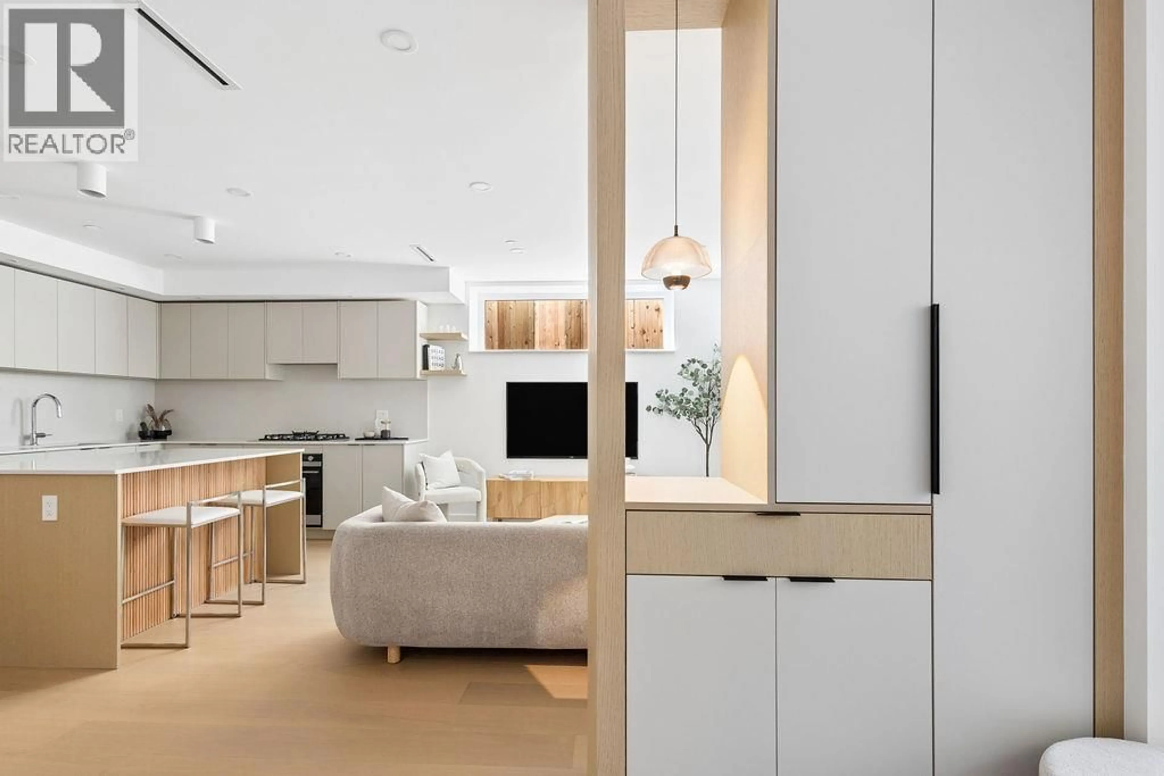 Open concept kitchen, unknown for 2 - 2124 8 AVENUE, Vancouver British Columbia V5N1V5