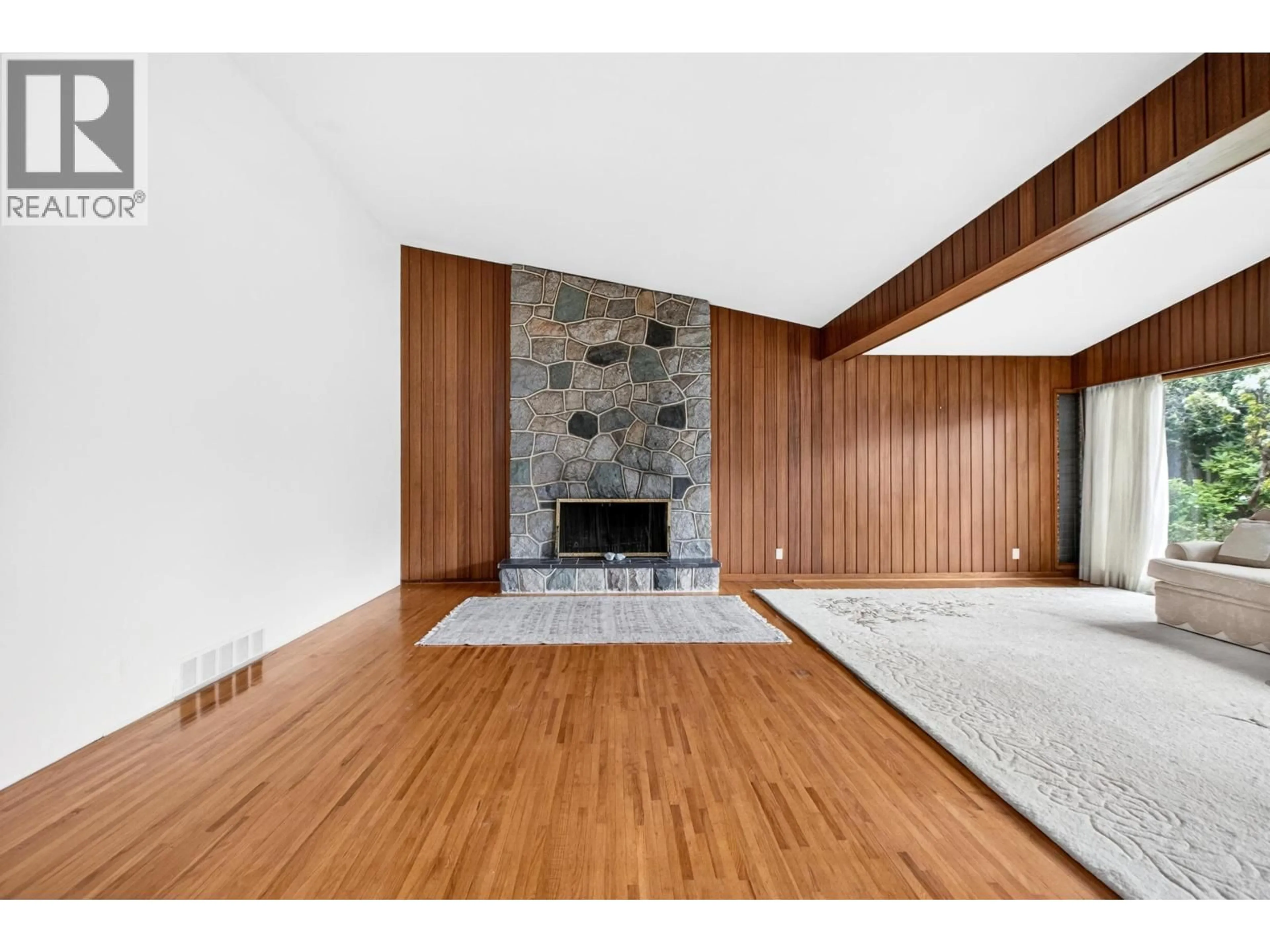 Unknown for 642 53RD AVENUE, Vancouver British Columbia V6P1K3
