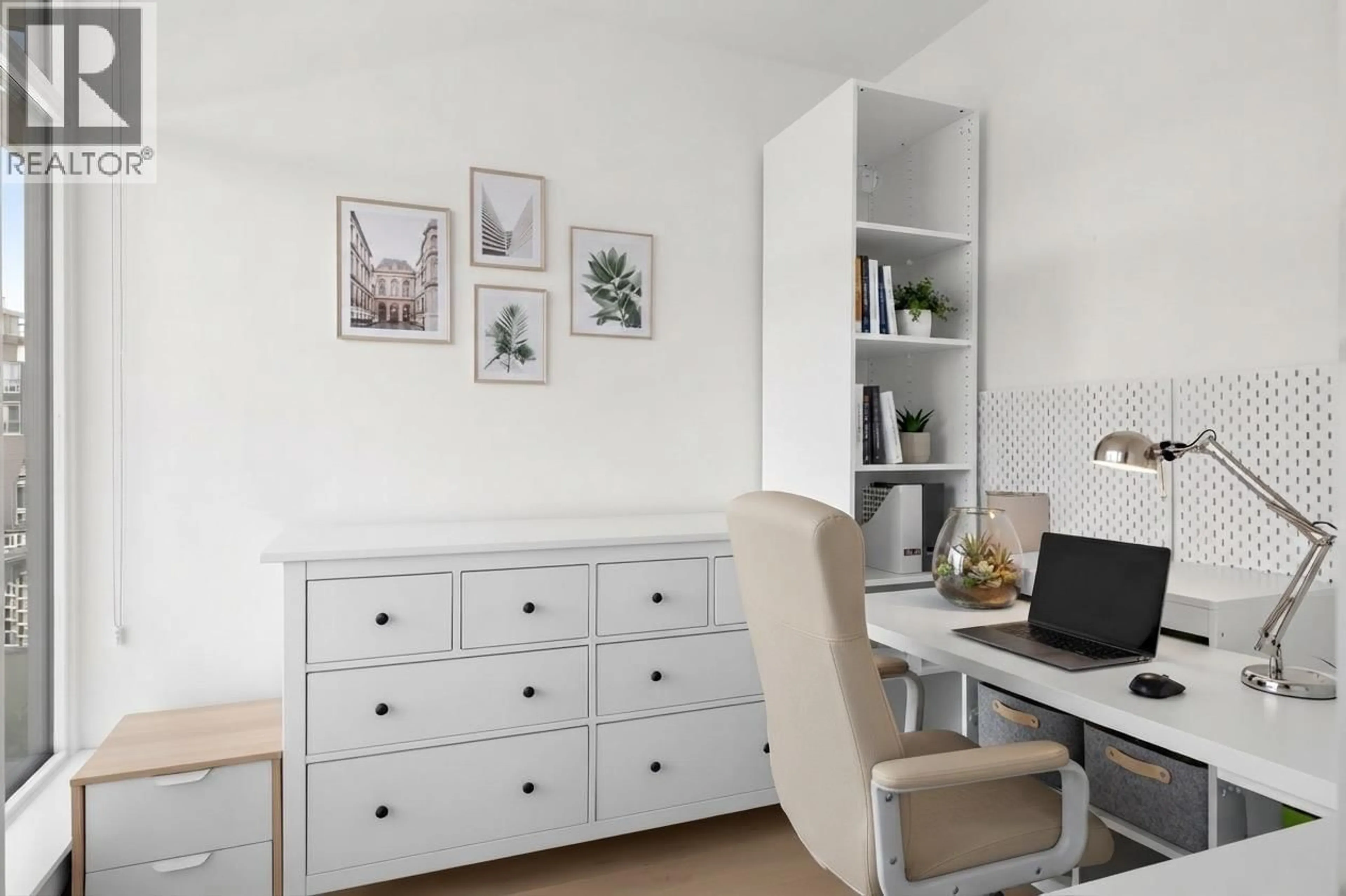 A pic of a room for 2505 - 4360 BERESFORD STREET, Burnaby British Columbia V5H0G2