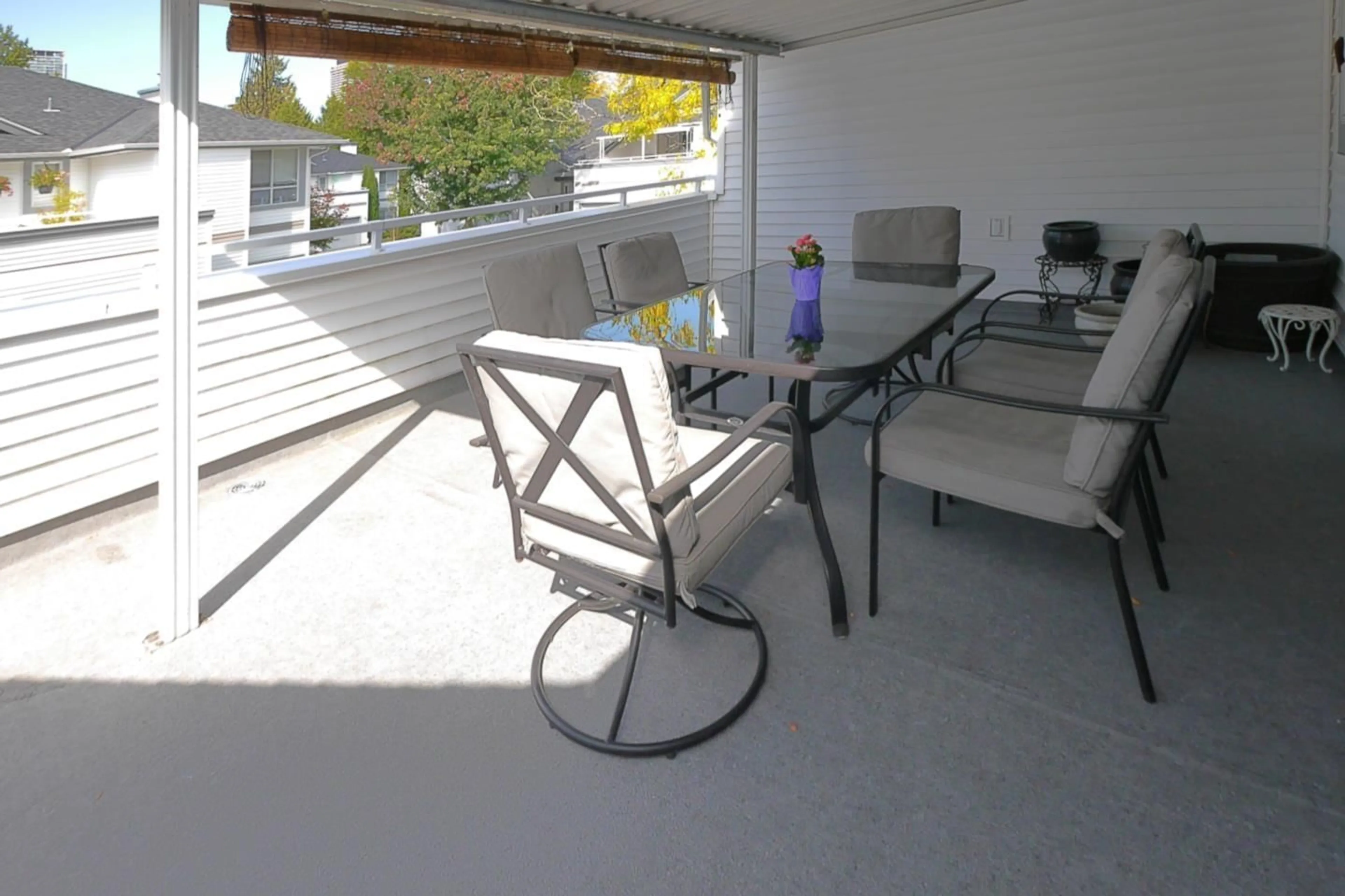 Balcony in the apartment, street for 225 - 13895 102 AVENUE, Surrey British Columbia V3T1P2