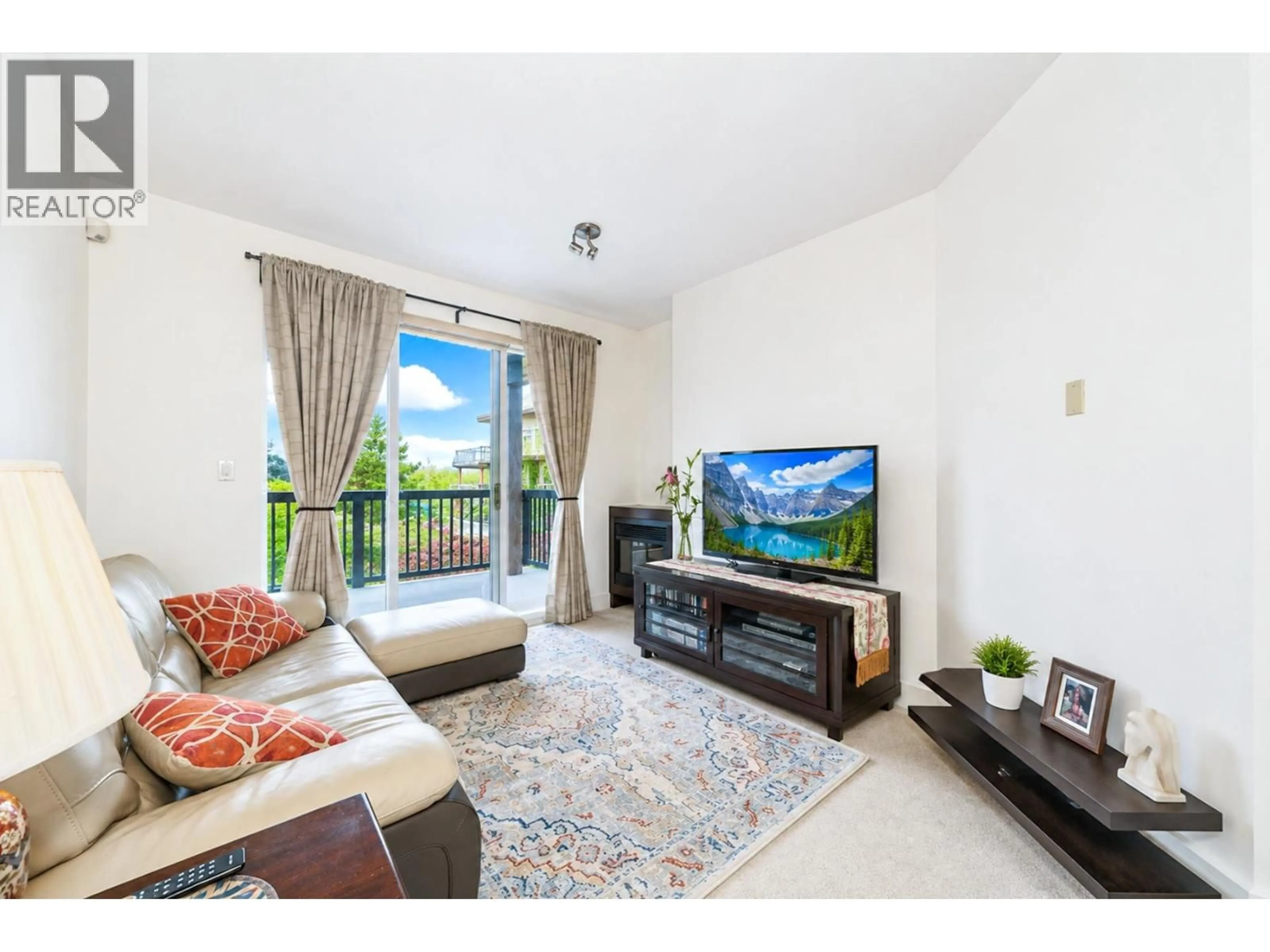 Living room with furniture, unknown for 326 - 6033 KATSURA STREET, Richmond British Columbia V6Y0B3