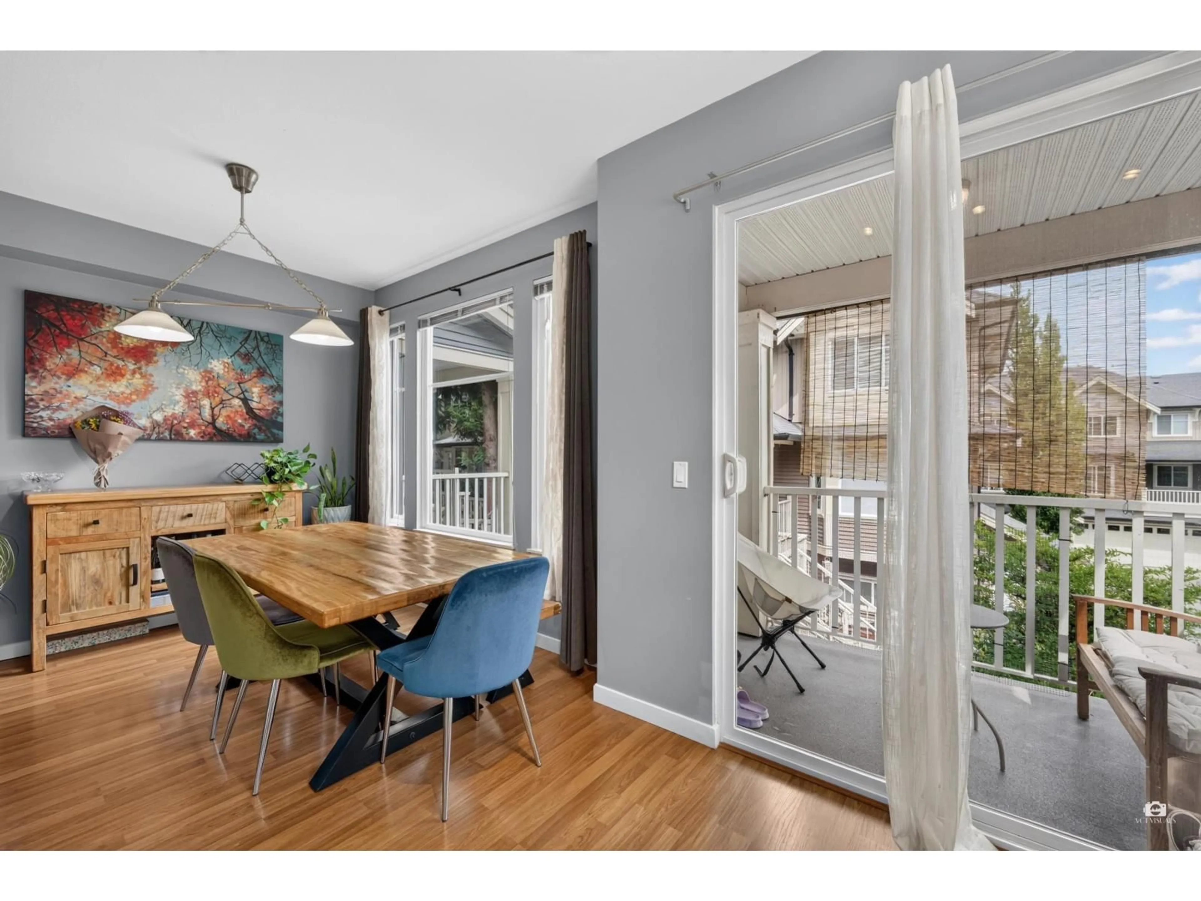 Dining room, wood/laminate floor for 102 - 6575 192 STREET, Surrey British Columbia V4N5T8