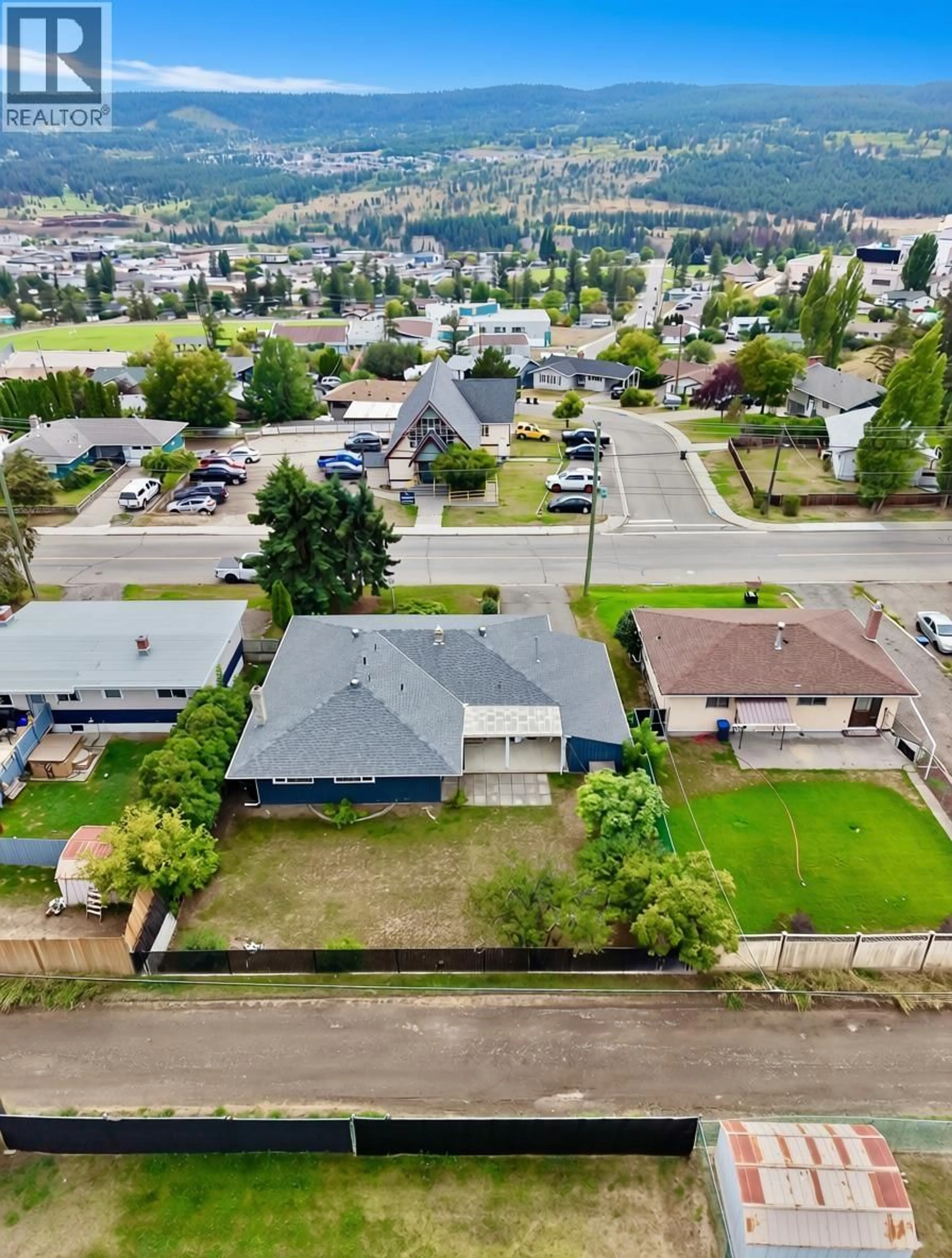 A pic from outside/outdoor area/front of a property/back of a property/a pic from drone, mountain view for 384 WESTERN AVENUE, Williams Lake British Columbia V2G2H7