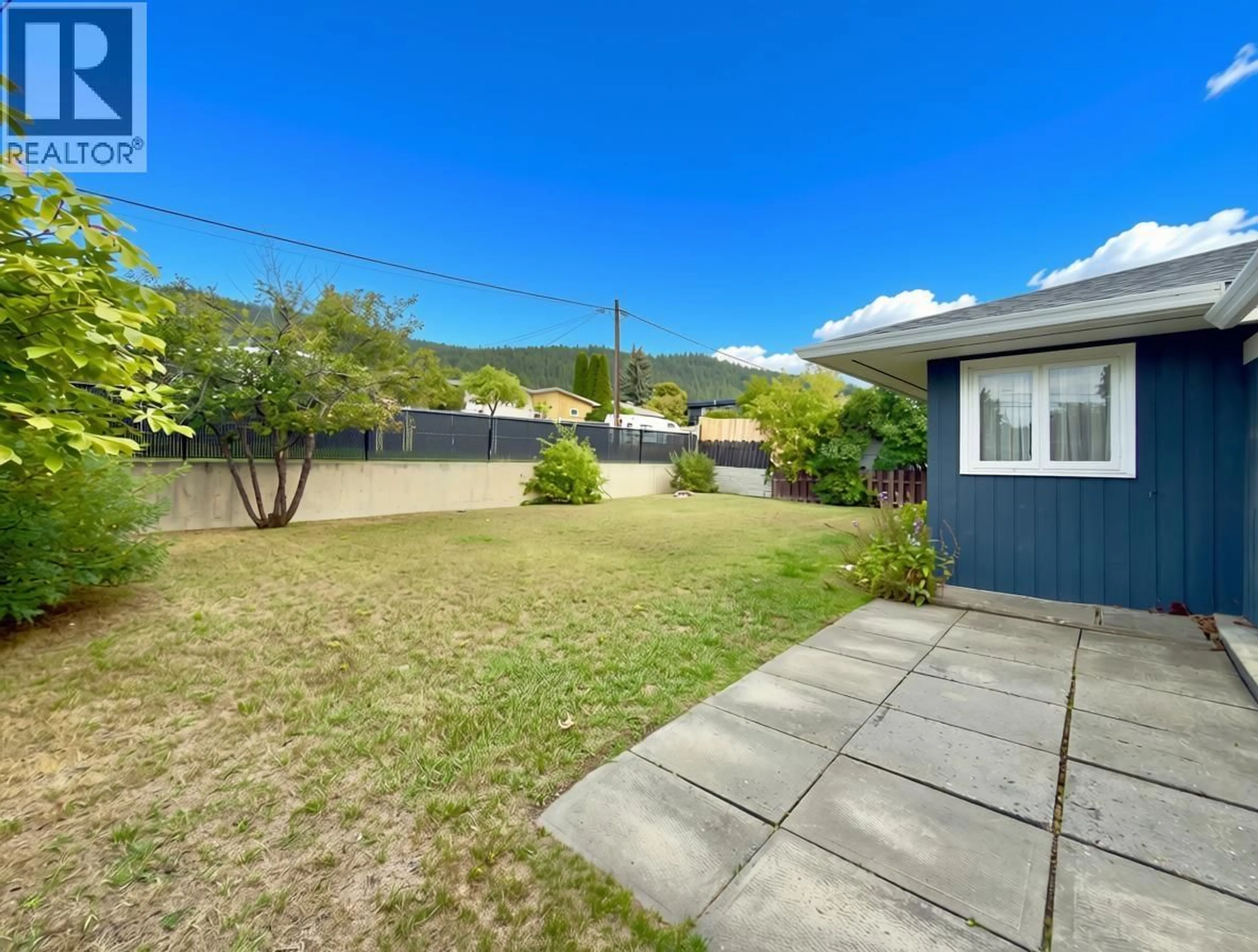 A pic from outside/outdoor area/front of a property/back of a property/a pic from drone, street for 384 WESTERN AVENUE, Williams Lake British Columbia V2G2H7