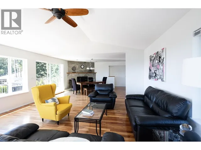 485 ABBS ROAD, Gibsons 5