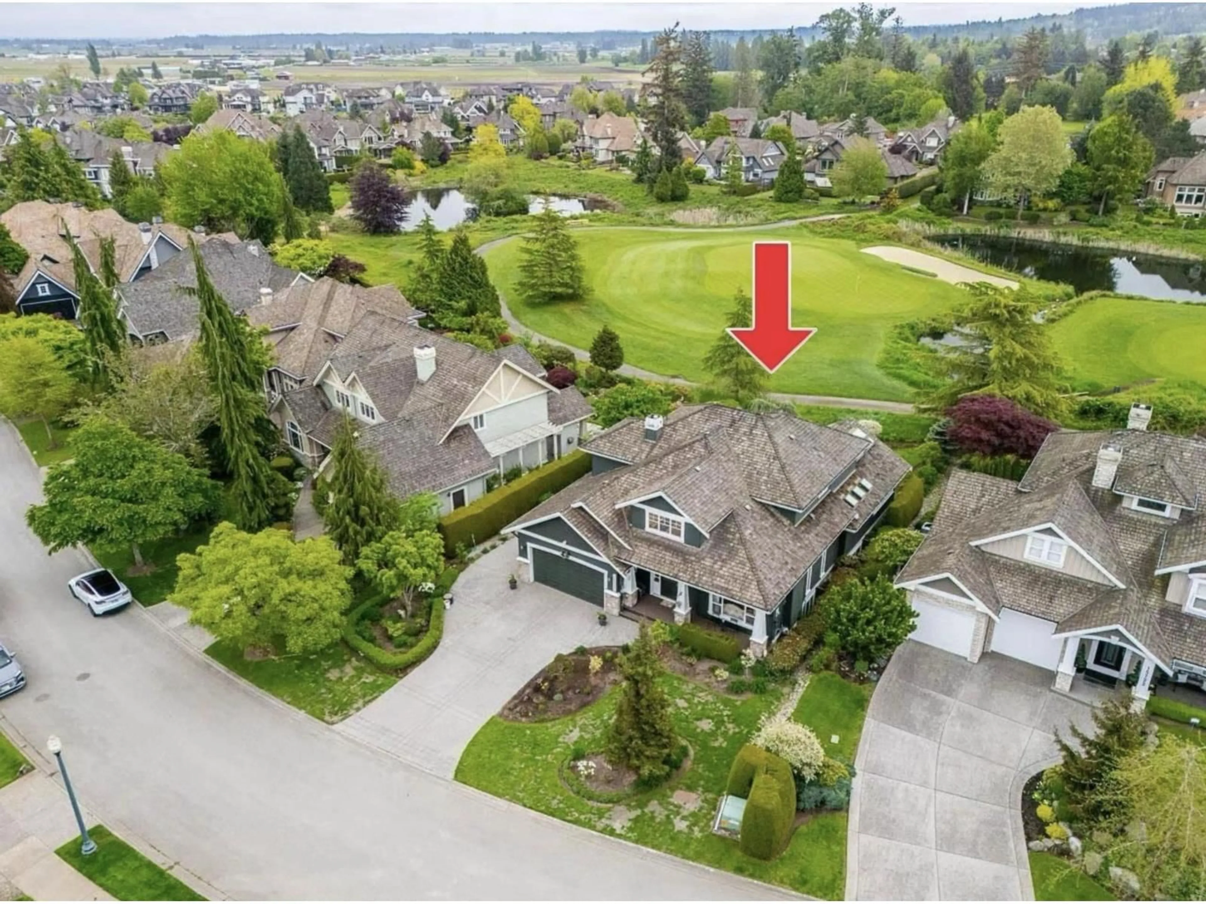 A pic from outside/outdoor area/front of a property/back of a property/a pic from drone, street for 15730 38A AVENUE, Surrey British Columbia V3S0K8
