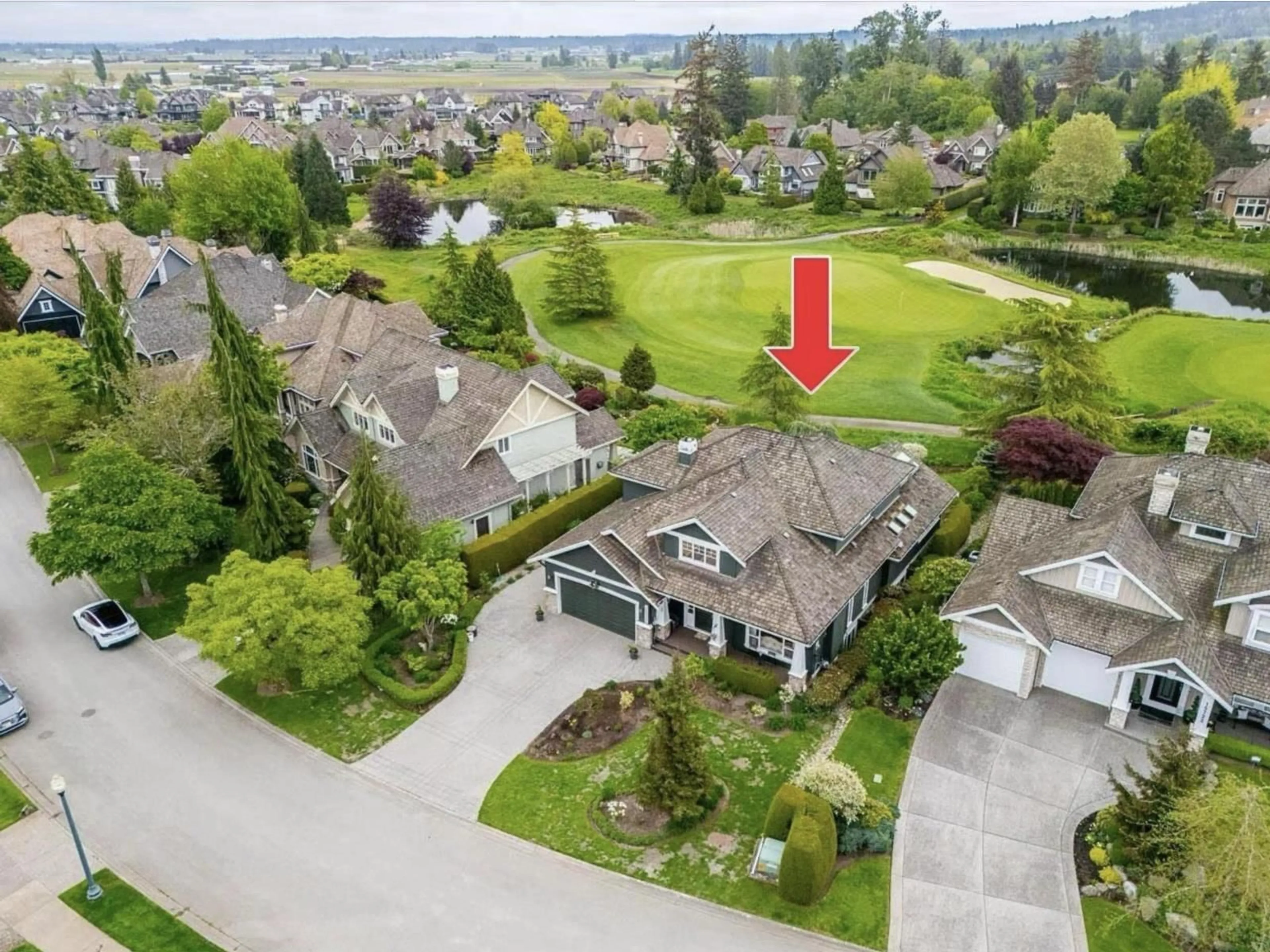 A pic from outside/outdoor area/front of a property/back of a property/a pic from drone, unknown for 15730 38A AVENUE, Surrey British Columbia V3S0K8