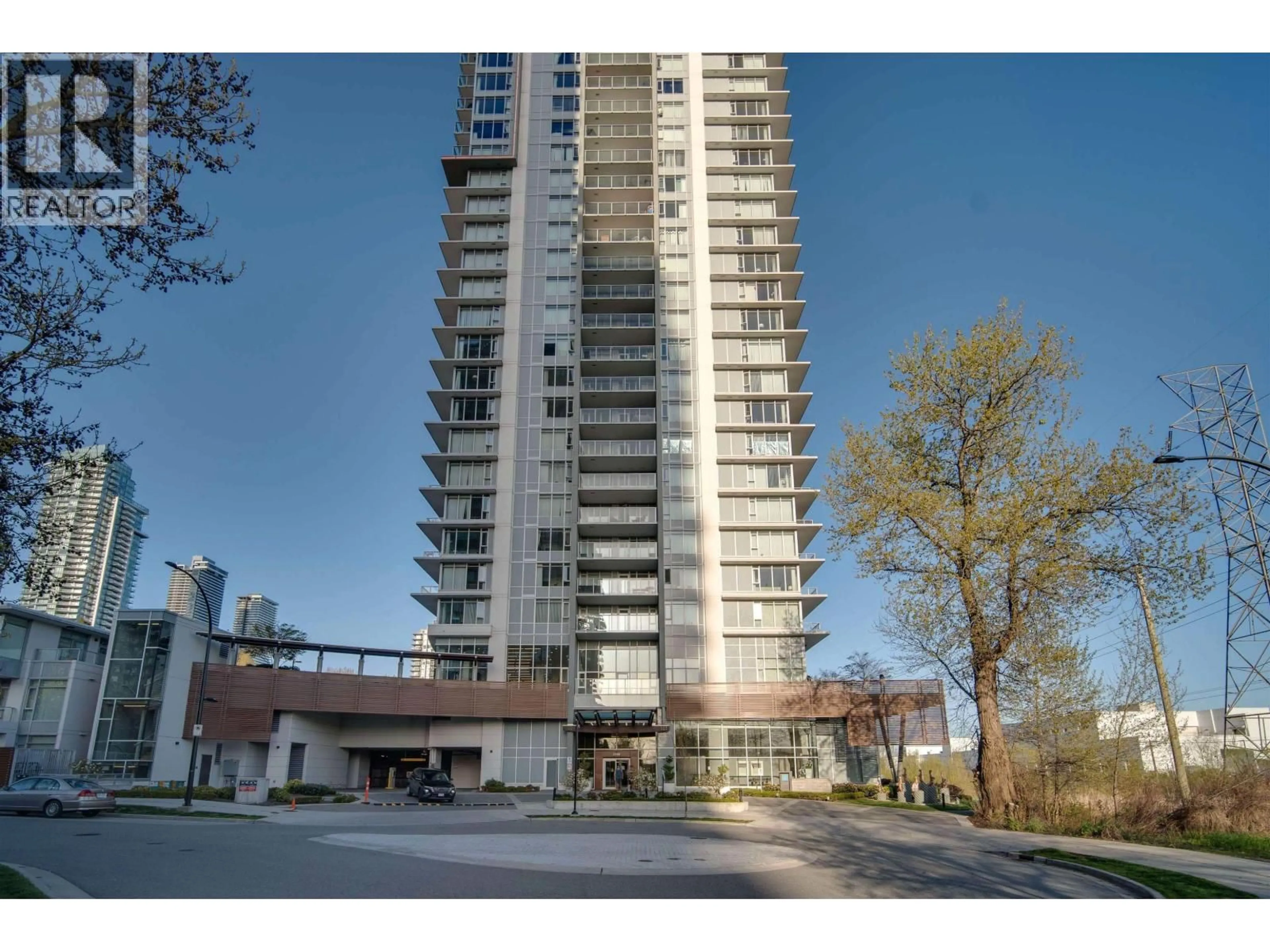 Indoor foyer for 3806 - 2388 MADISON AVENUE, Burnaby British Columbia V5C0K8