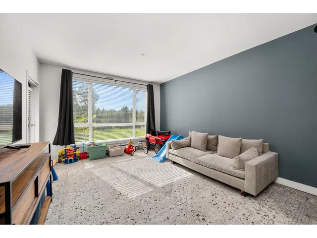 303 - 14333 104 AVENUE, Surrey 2