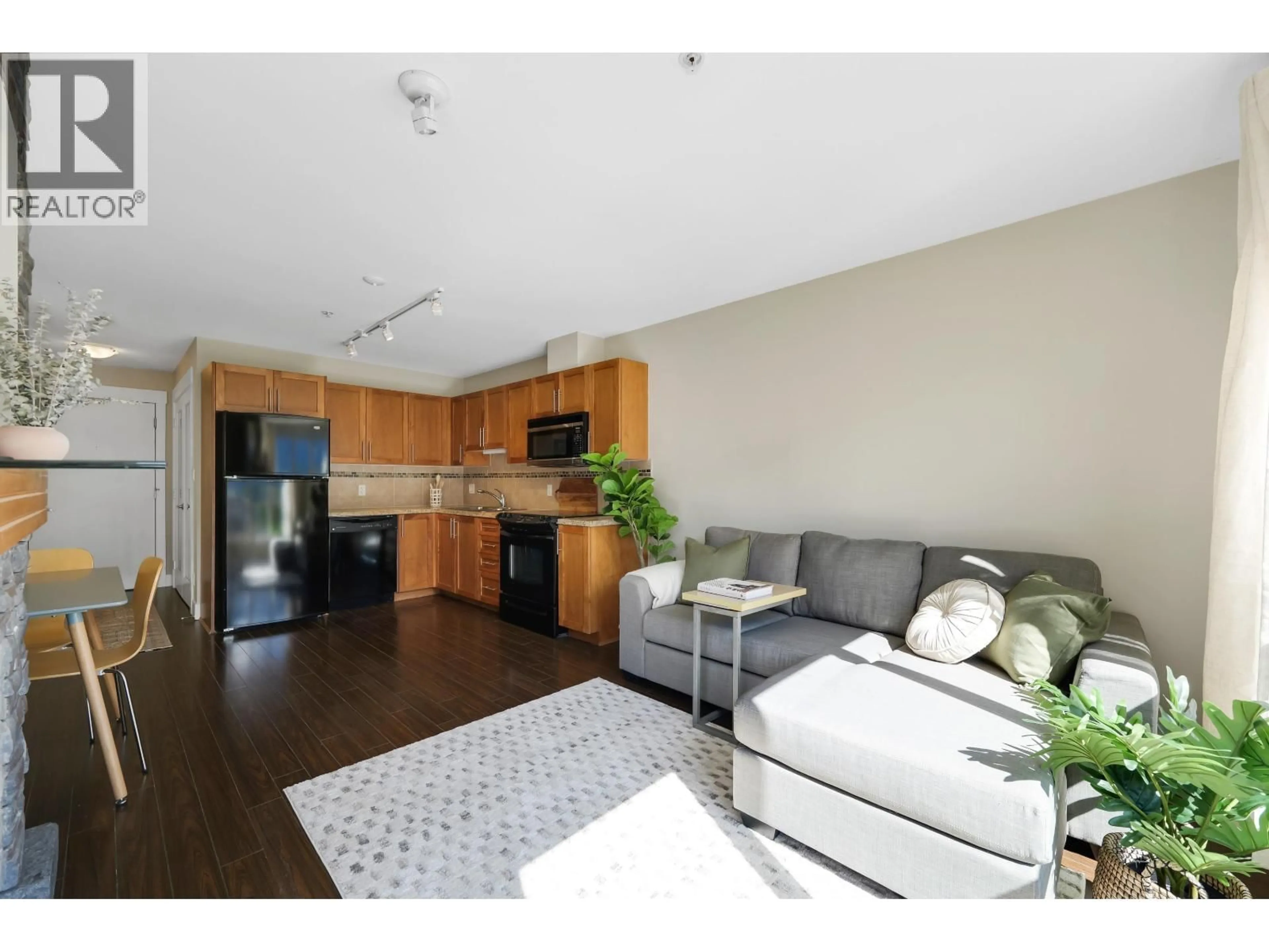 Unknown for 504 - 1211 VILLAGE GREEN WAY, Squamish British Columbia V8B0R7