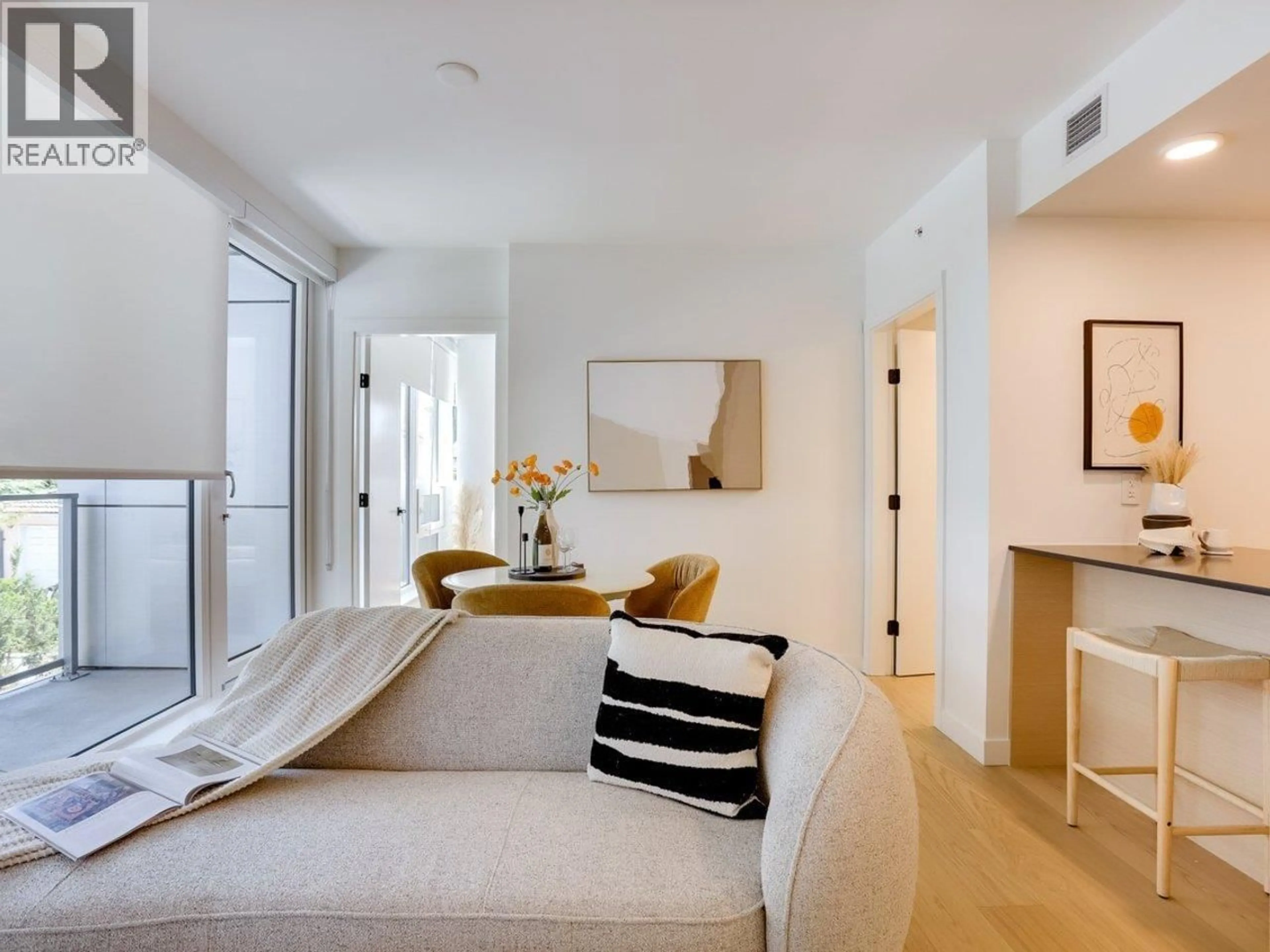 Unknown for 208 - 8080 OAK STREET, Vancouver British Columbia V6P0N1