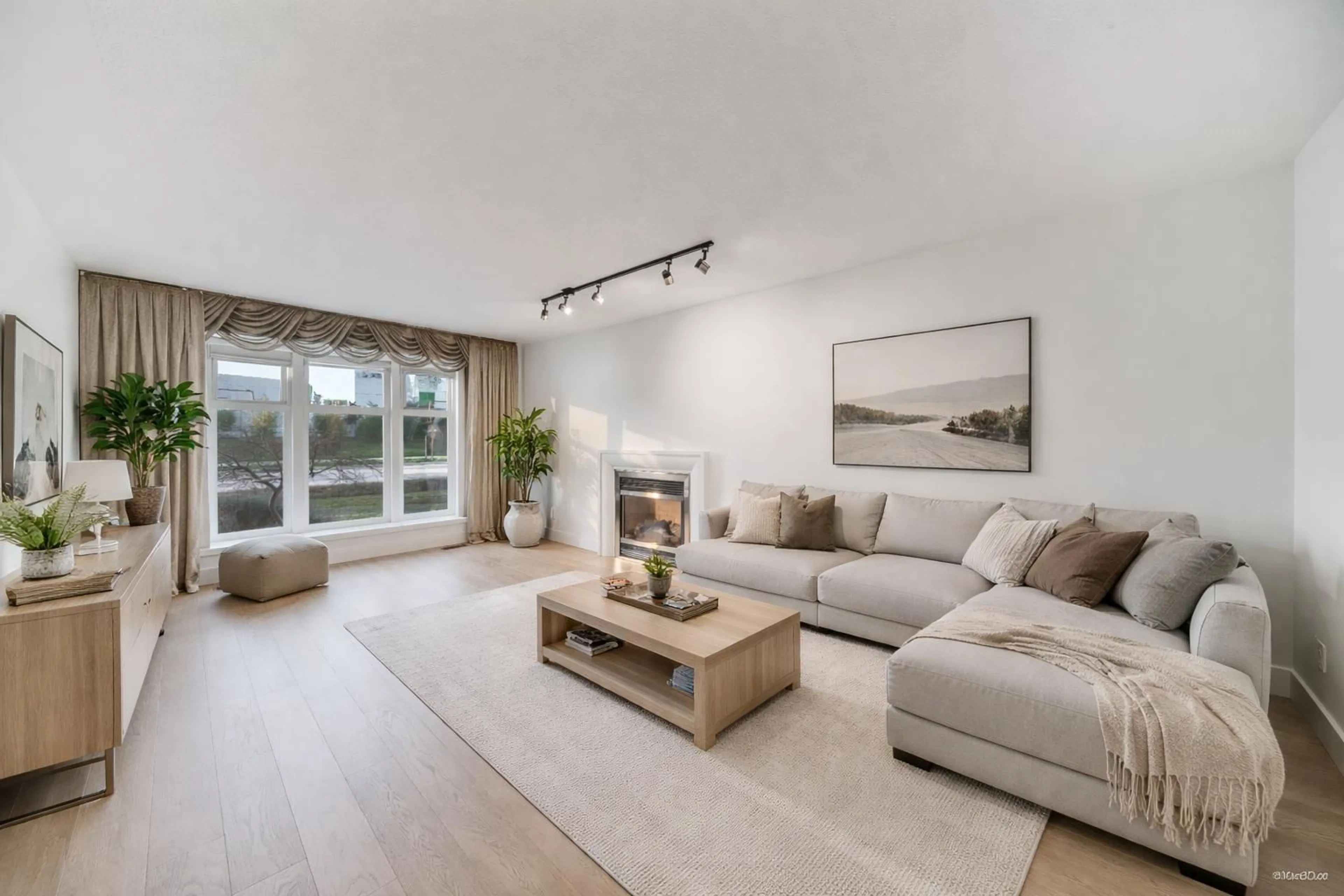 Living room with furniture, unknown for 3464 196 STREET, Langley British Columbia V3A4T7