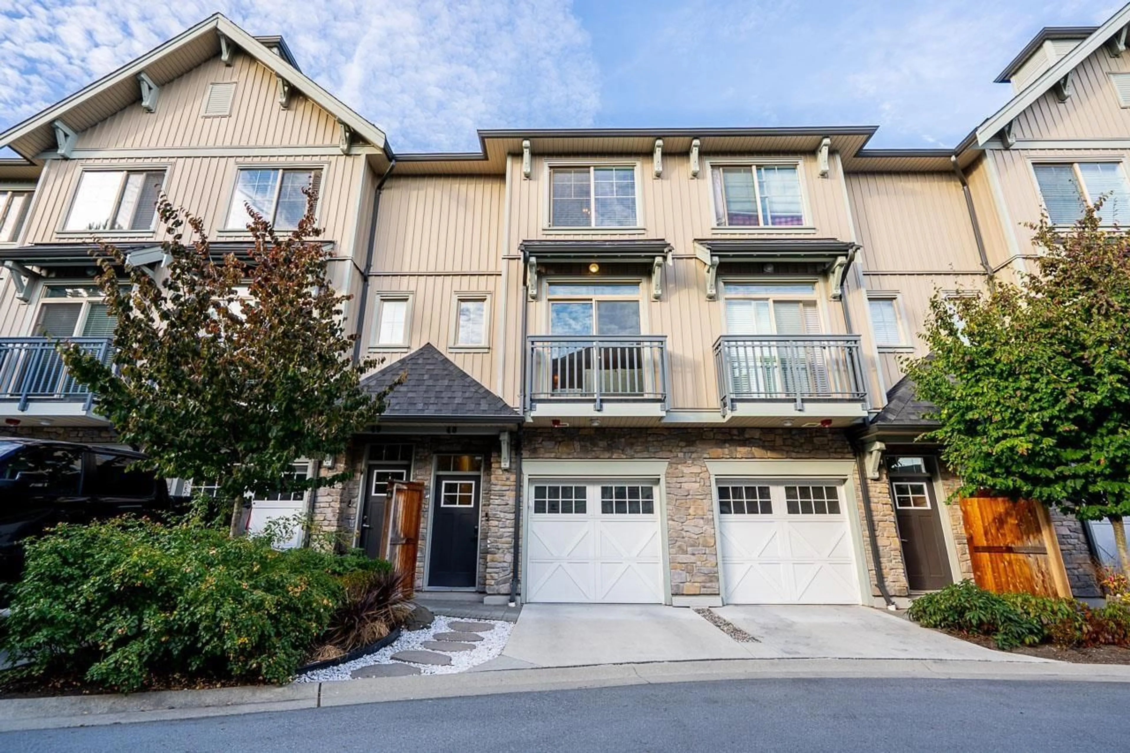 Unknown for 48 - 20487 65 AVENUE, Langley British Columbia V2Y3K8