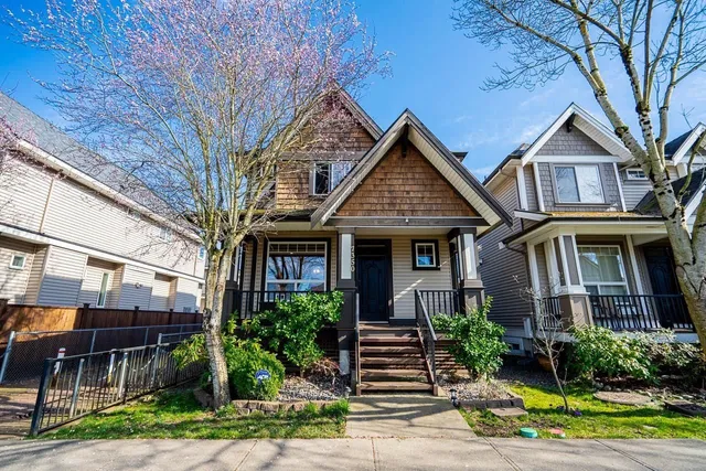 7350 194 STREET, Surrey 3