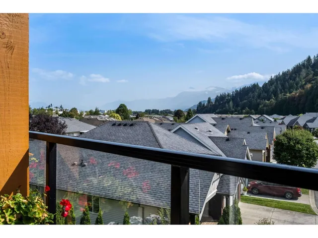 311 - 45746 KEITH WILSON ROAD, Chilliwack 5