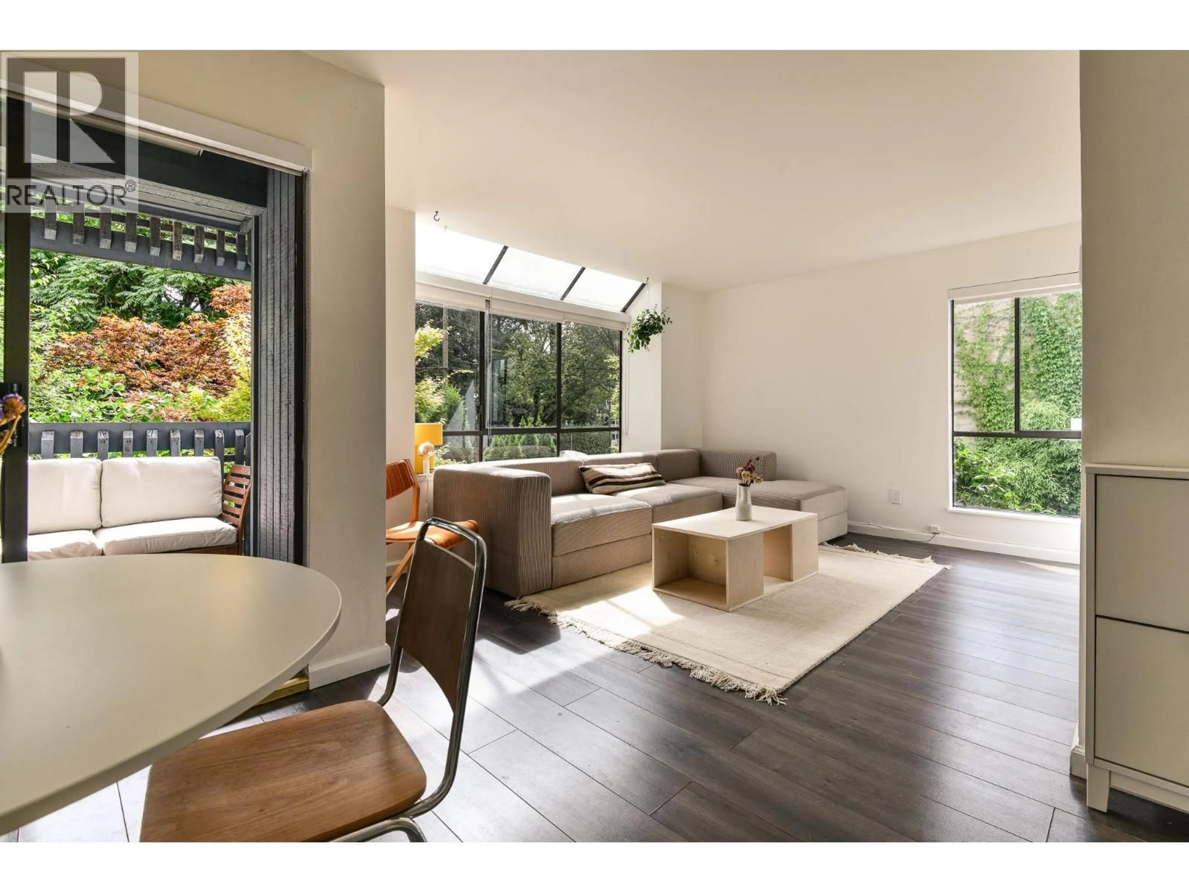 Living room with furniture, unknown for 209 - 2173 6 AVENUE, Vancouver British Columbia V6K1V5