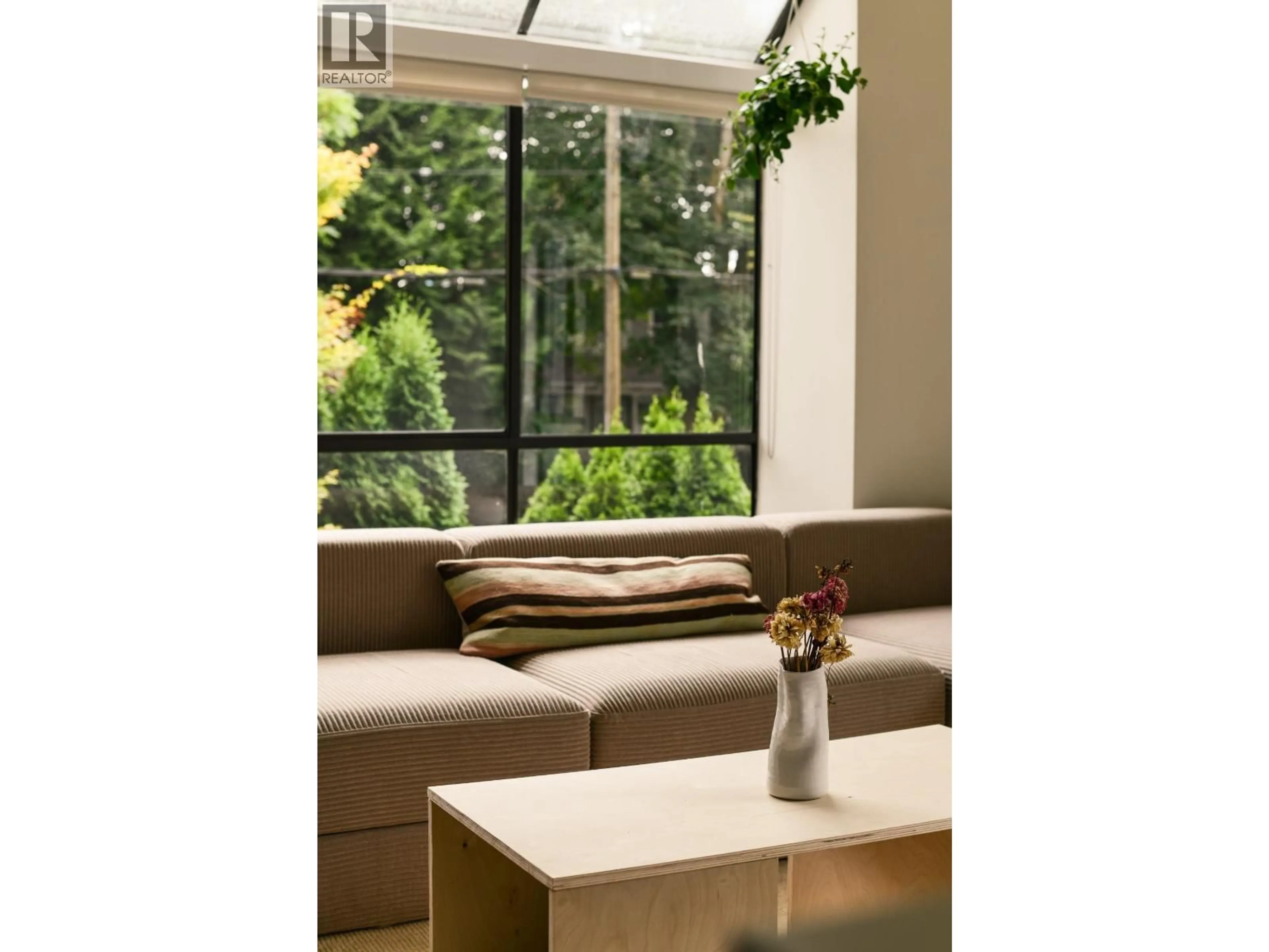 Unknown for 209 - 2173 6 AVENUE, Vancouver British Columbia V6K1V5