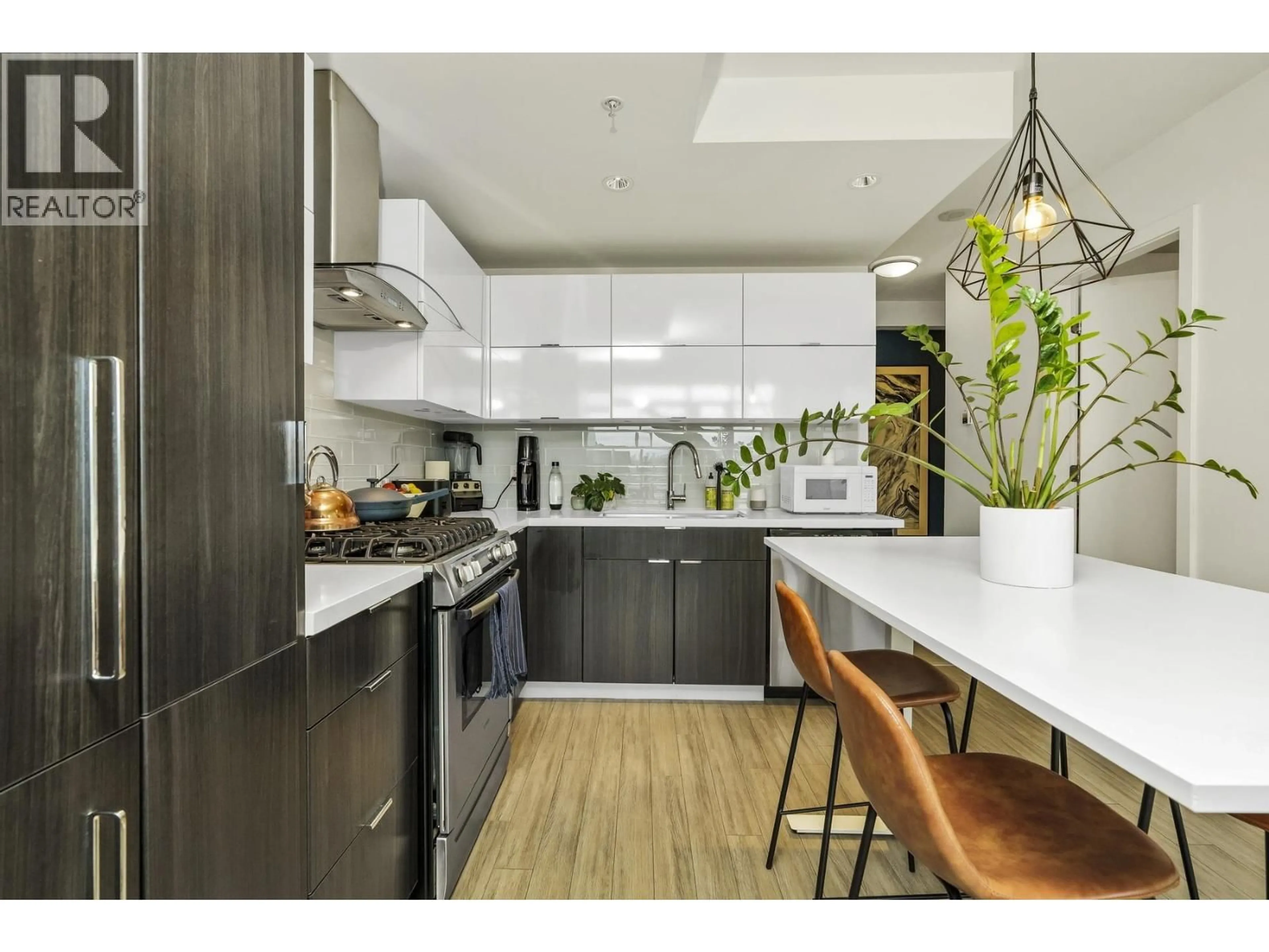 Contemporary kitchen, unknown for 1604 - 1775 QUEBEC STREET, Vancouver British Columbia V5T0E3