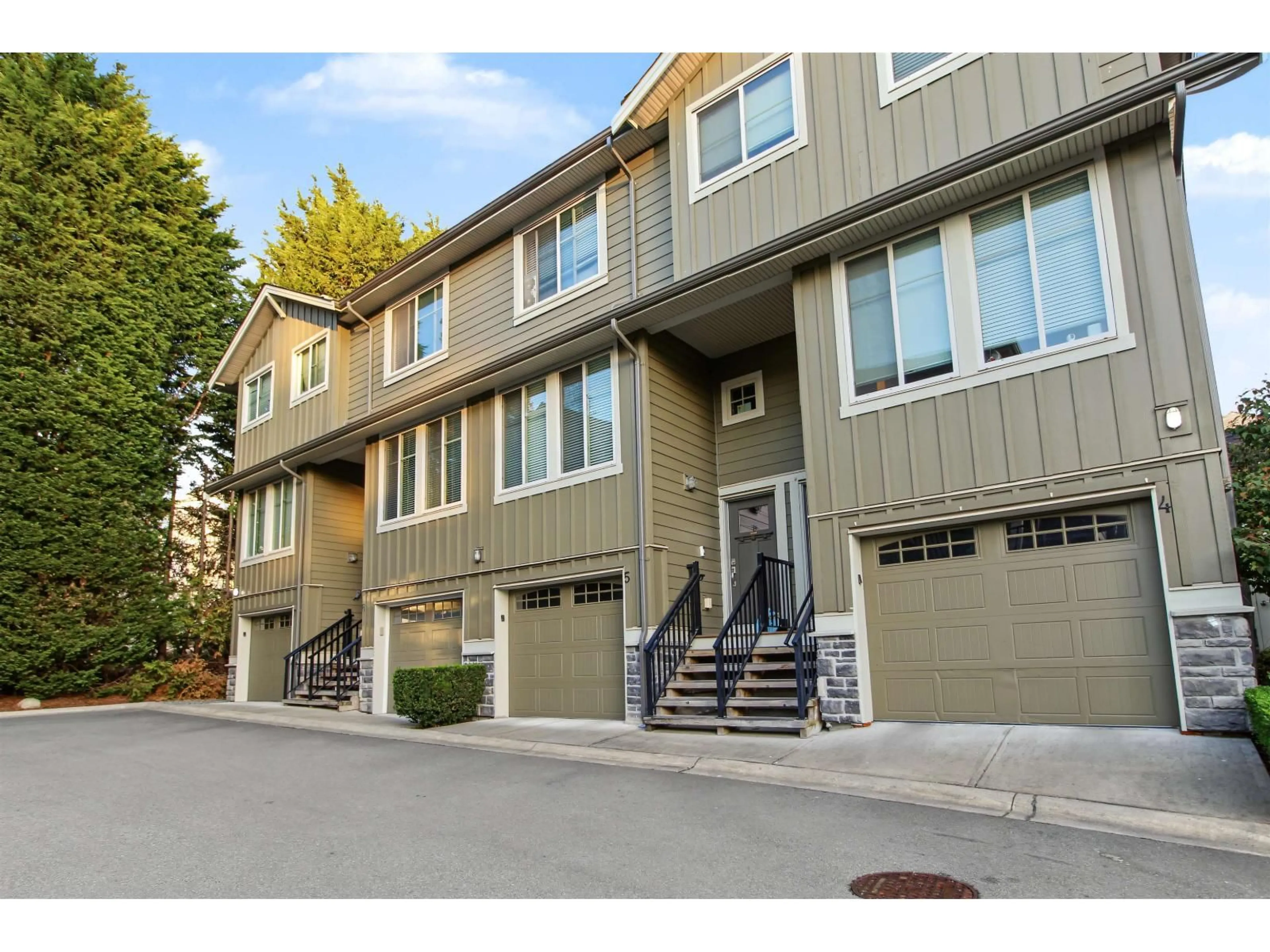 Unknown for 7 - 3266 147 STREET, Surrey British Columbia V4P1Z8